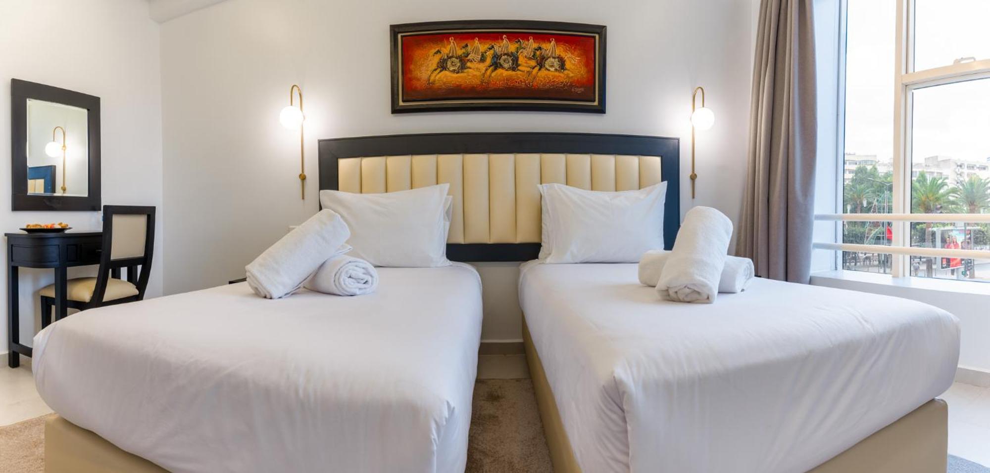 Quarto com 2 Camas de Solteiro