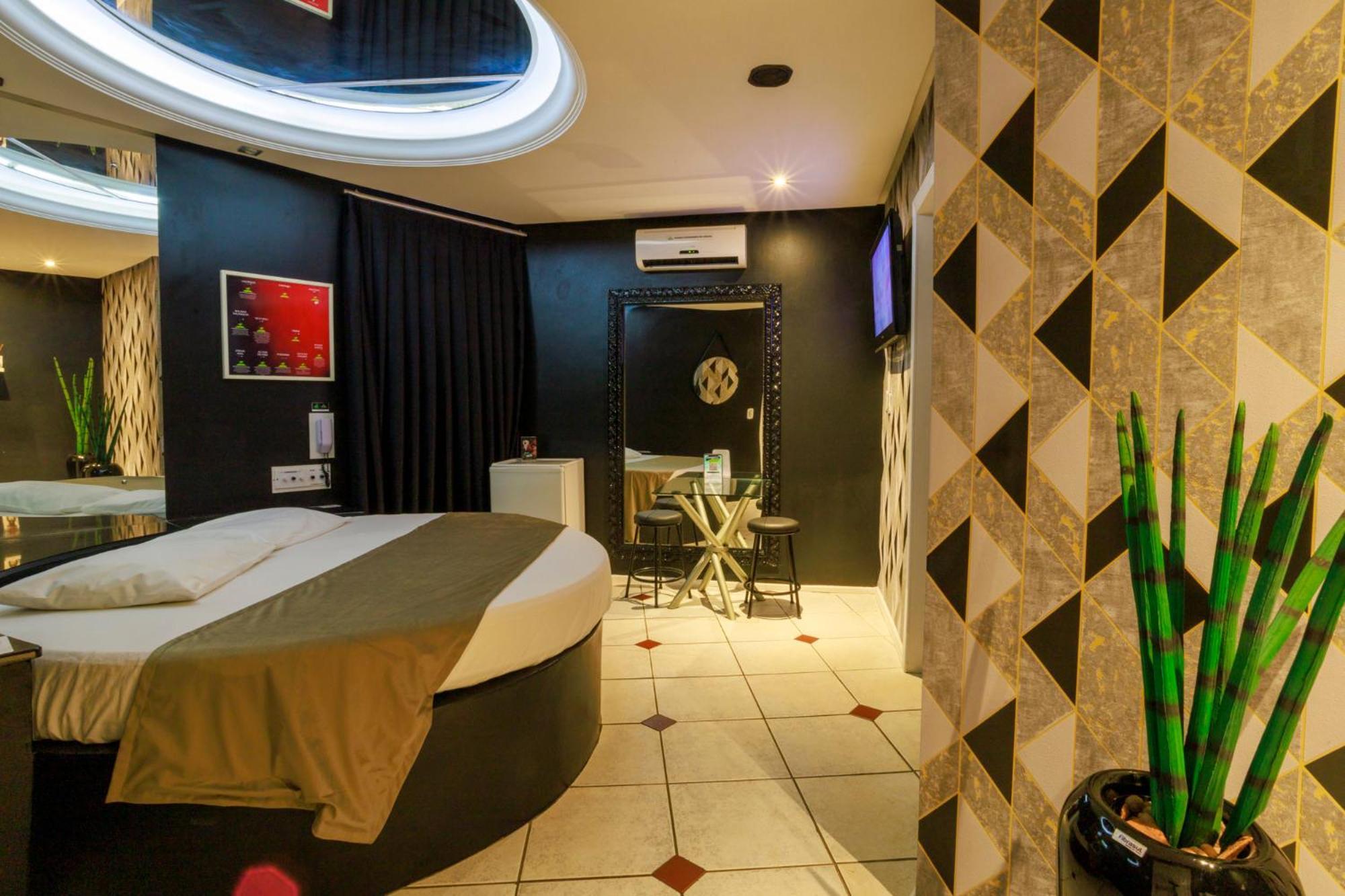Quarto Duplo Deluxe com Chuveiro