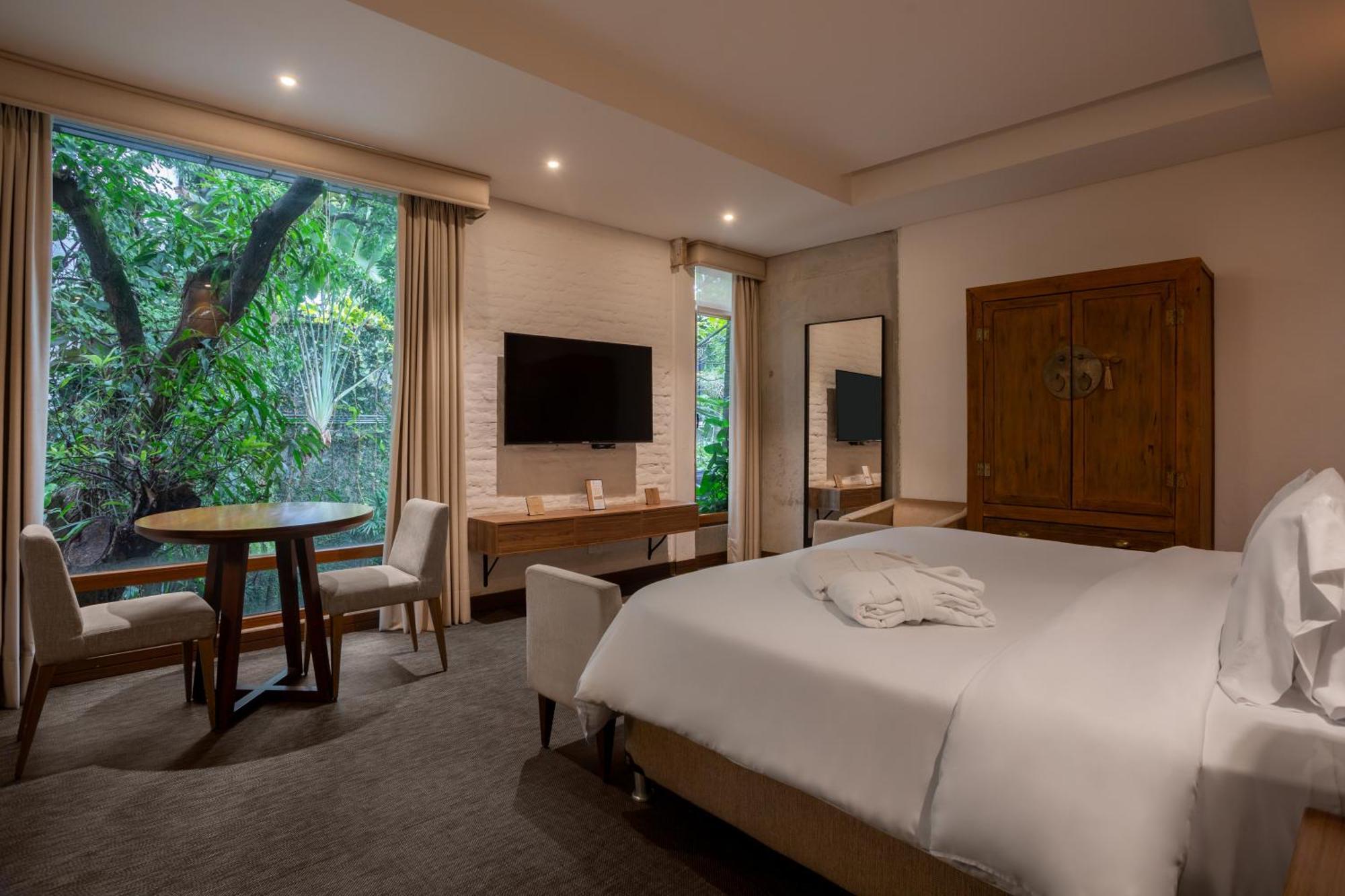 Standard Suite