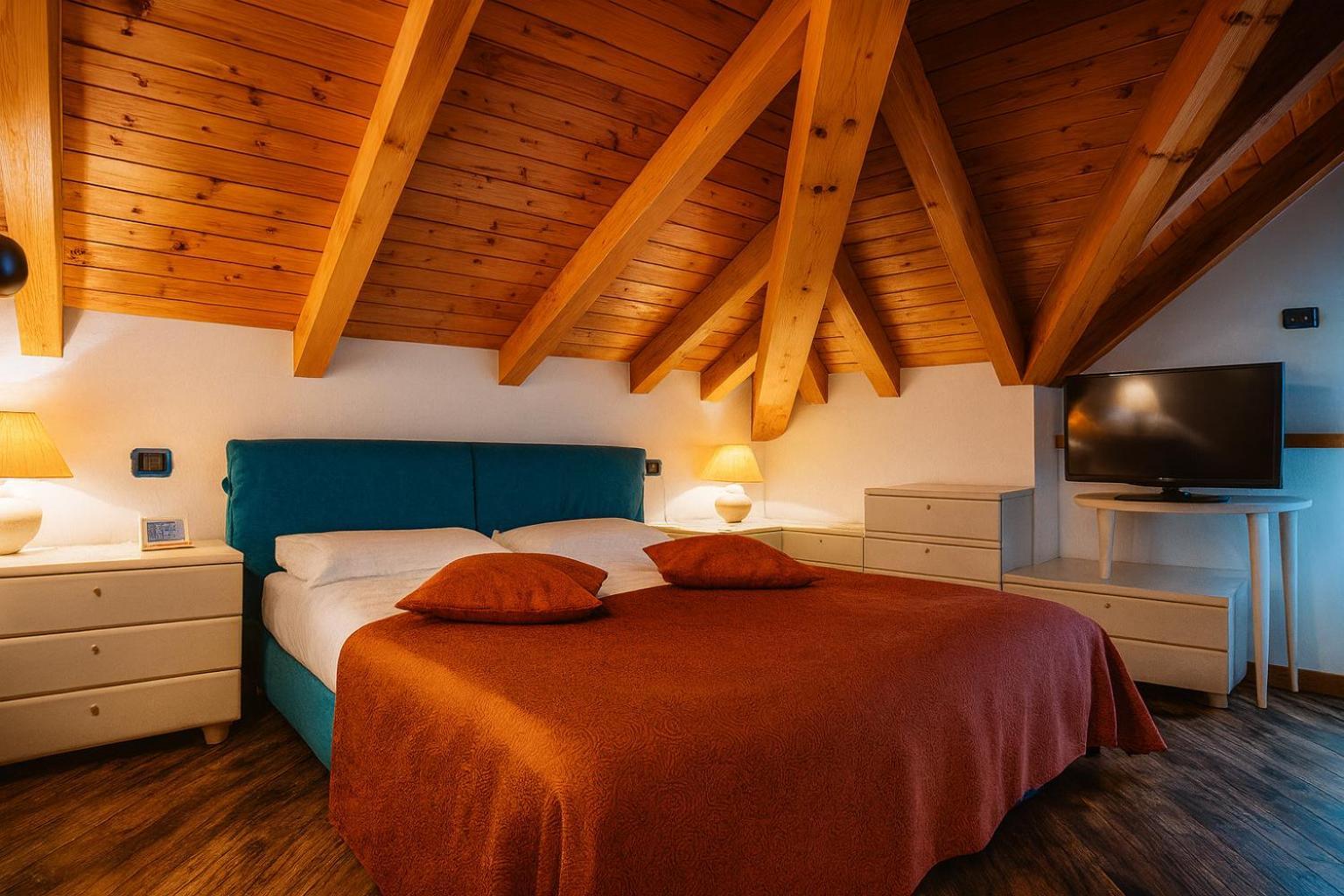 Appartamento con 1 Camera da Letto - Mansarda