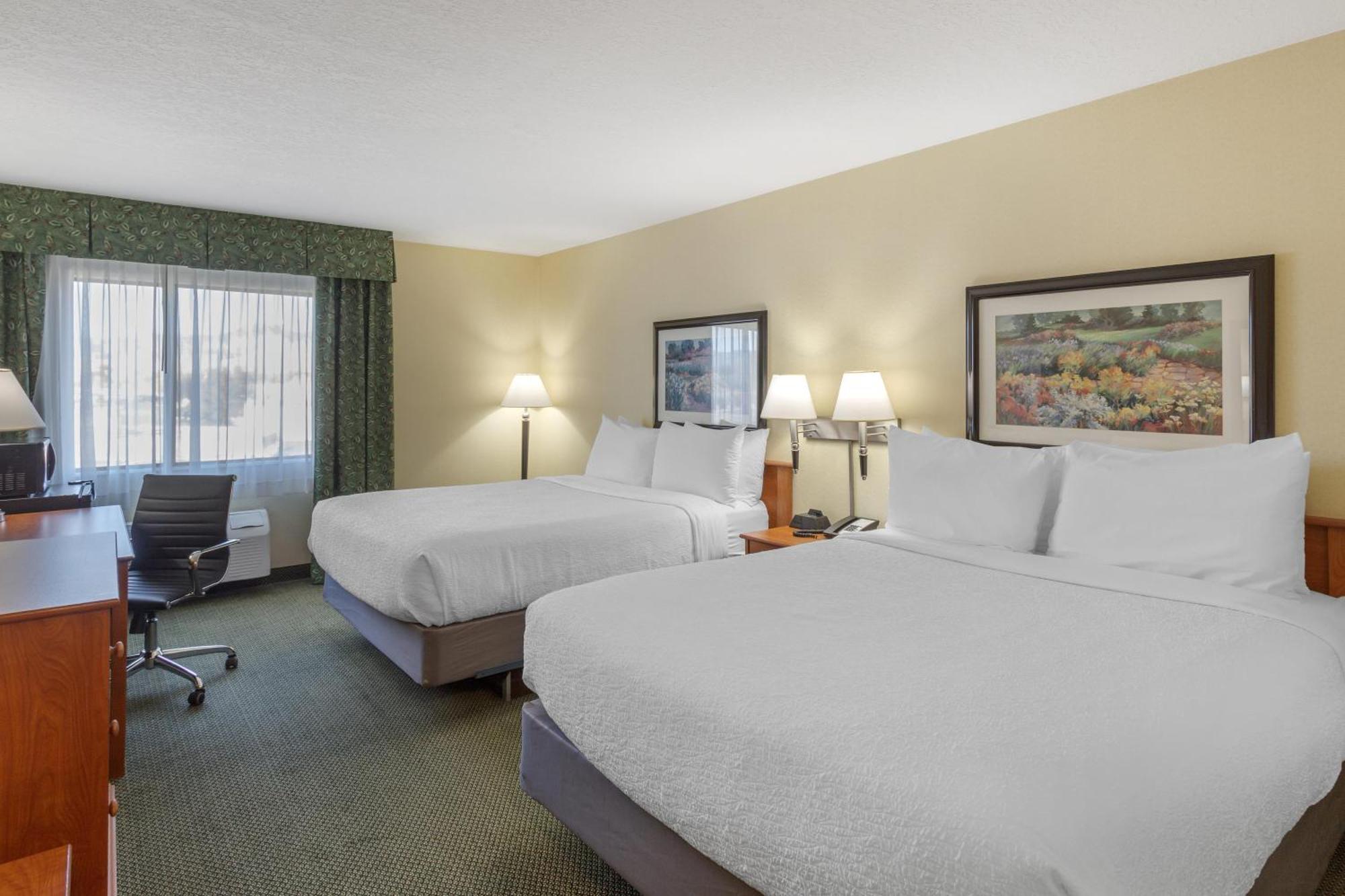 Standard Queen Room with Two Queen Beds