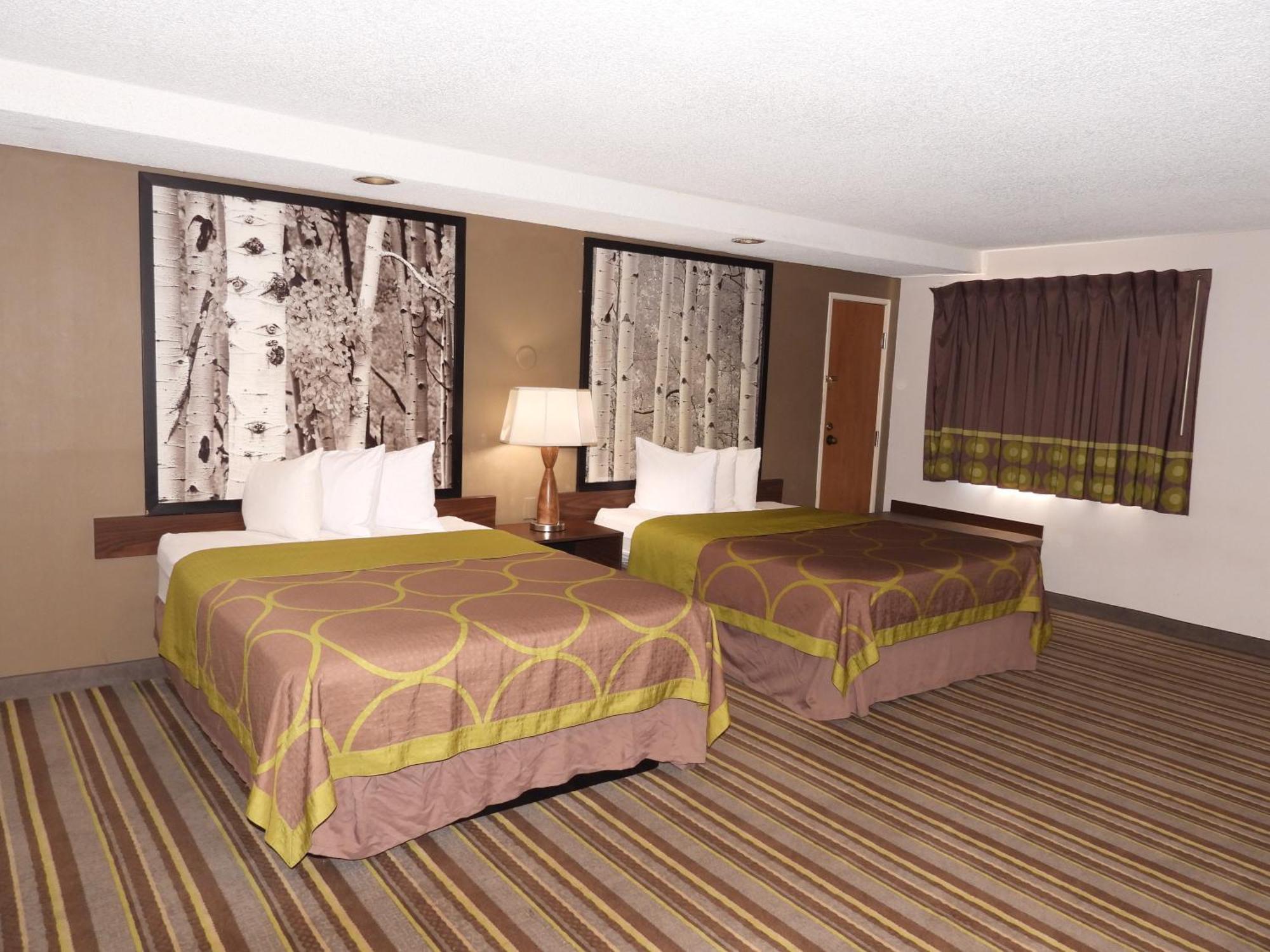 Studio Suite with Two Queen Beds - Non-Smoking