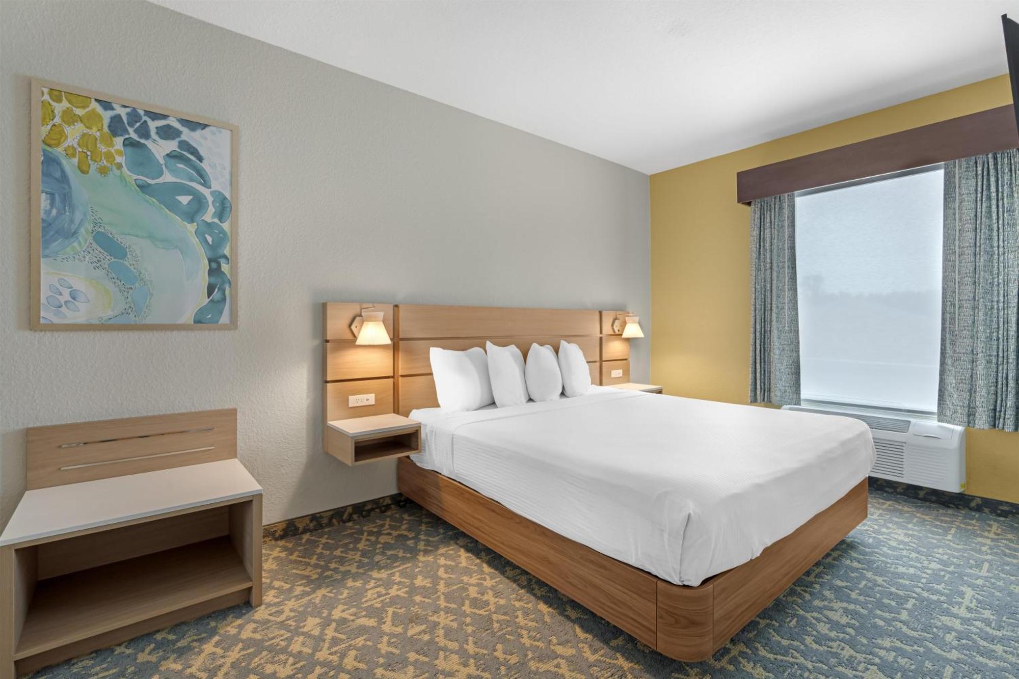 One-Bedroom Suite with two King Beds