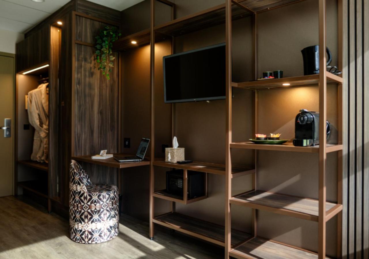 Copper Botanic Suite,1742571304:JPEG
