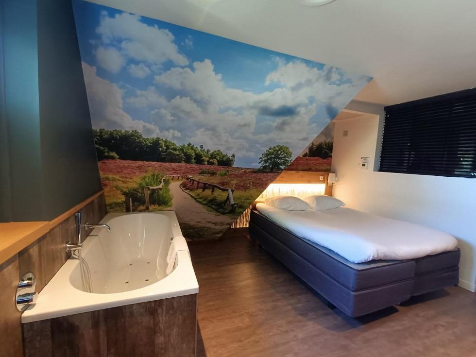 Deluxe room with spa facilities,1765148405:JPEG