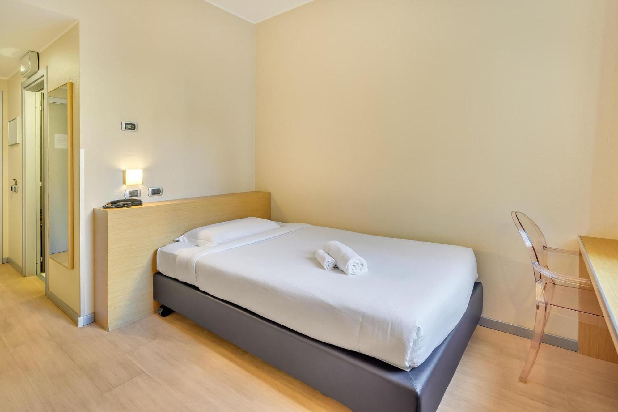 Single Room,1742588900:JPEG
