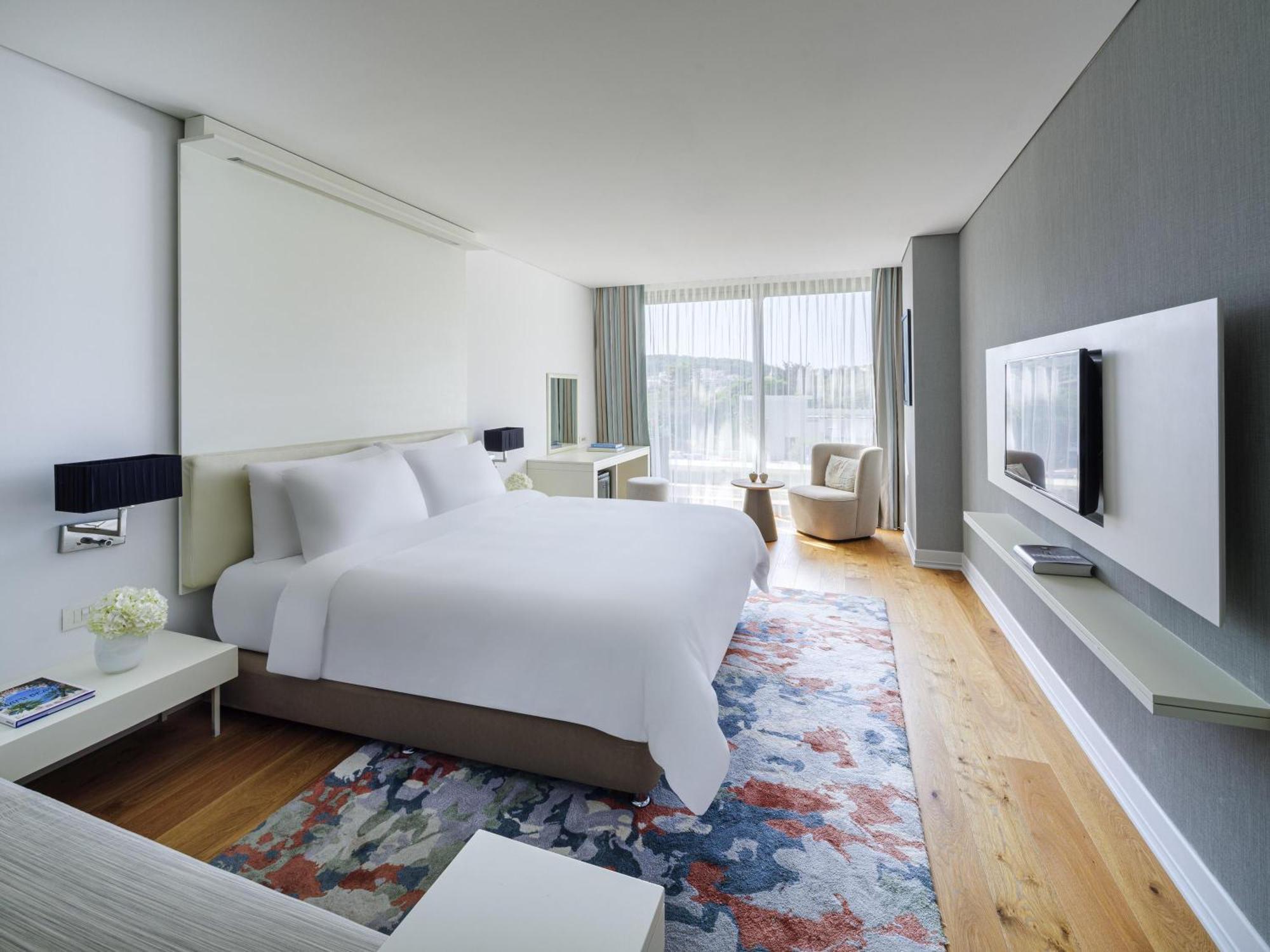 Classic Double Room with Park View