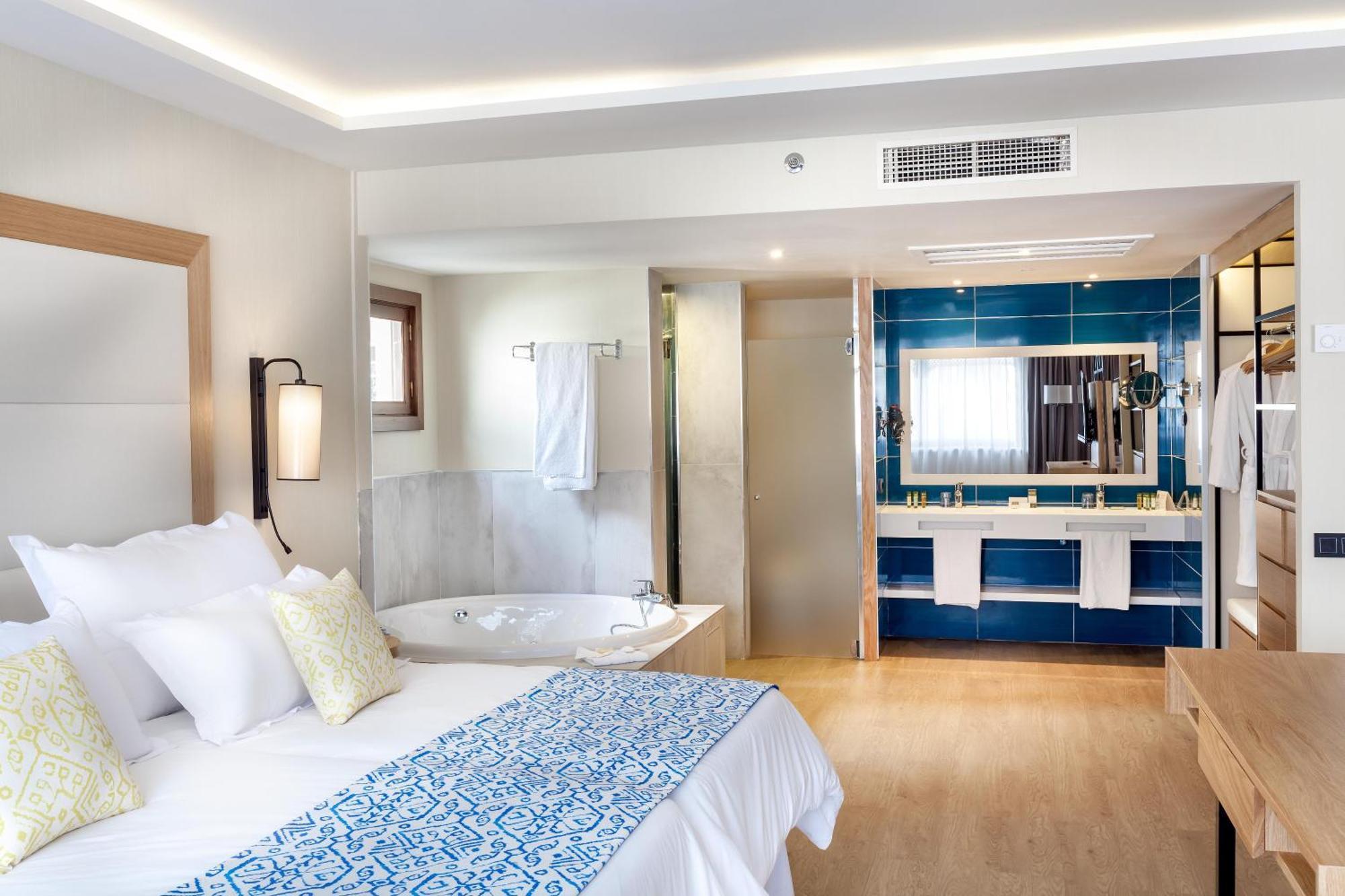 Suite (2 Adultes + 2 Enfants)
