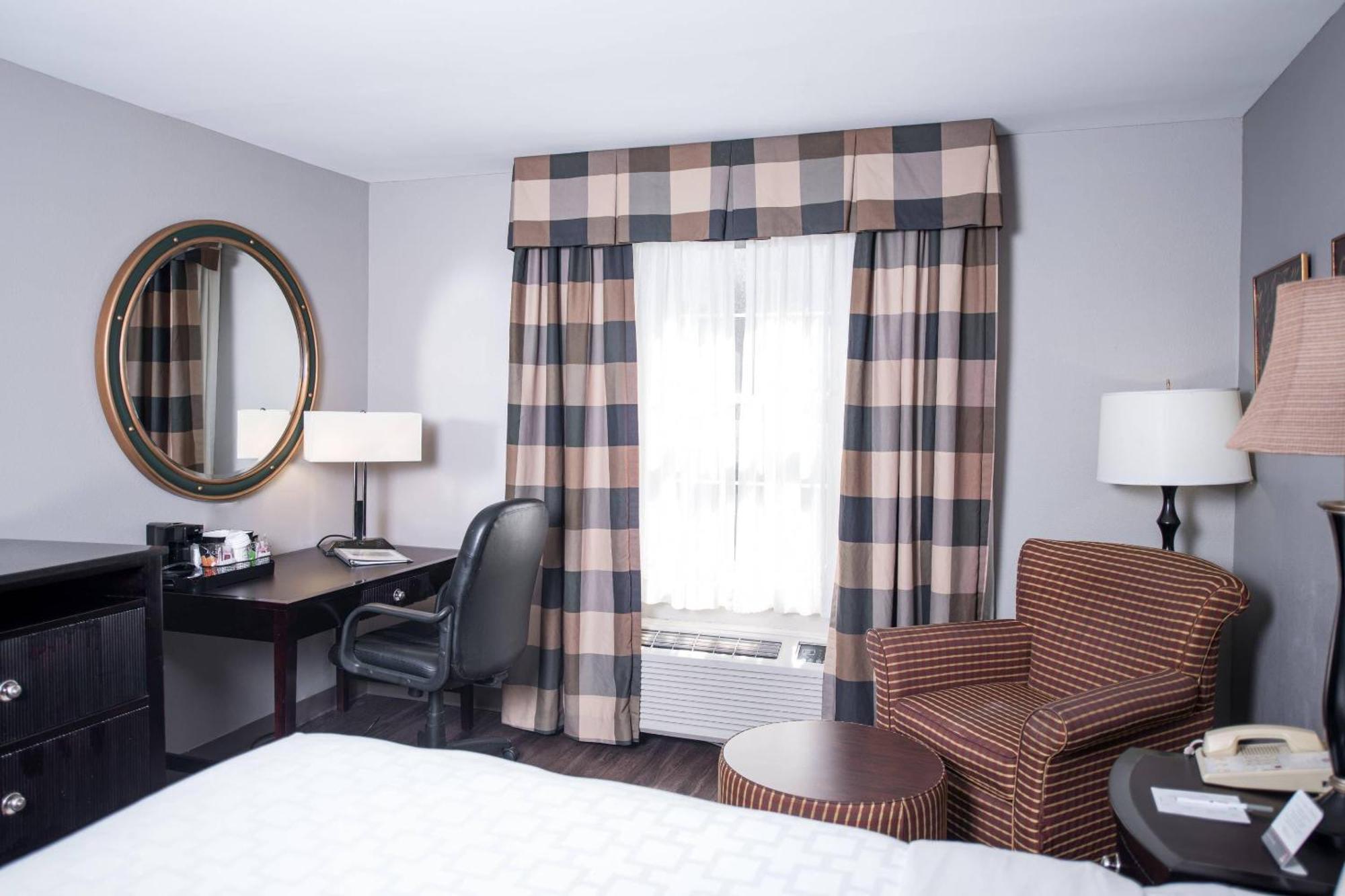 Superior King Room Disability Access Smoke Free