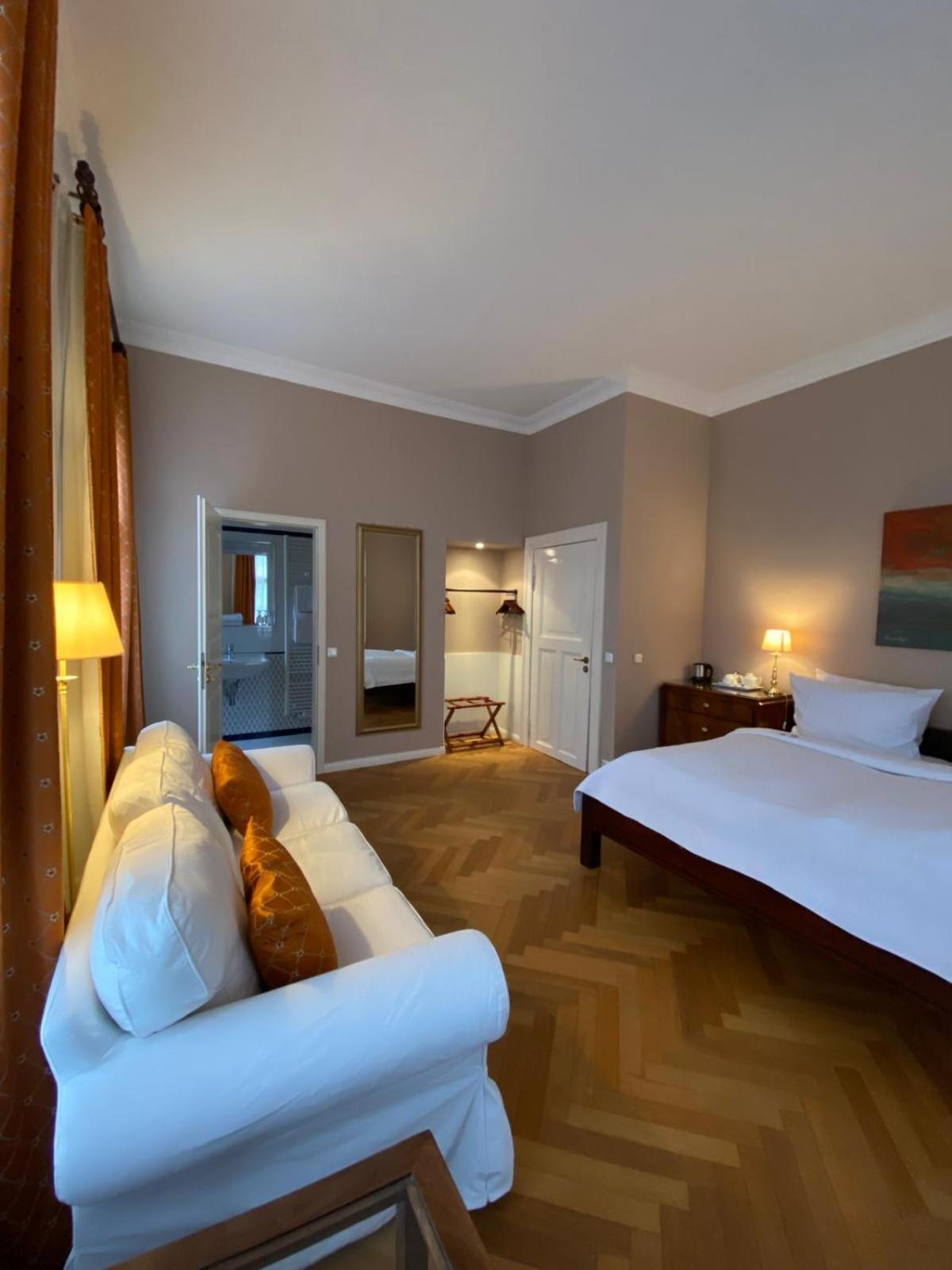 Zimmer mit Queensize-Bett