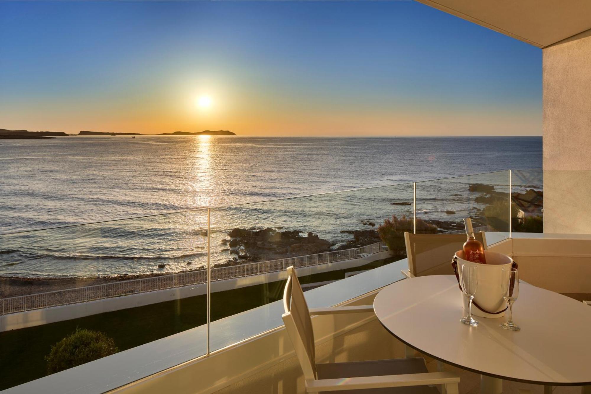 Suite con 2 Camere da Letto e Vista Mare Panoramica