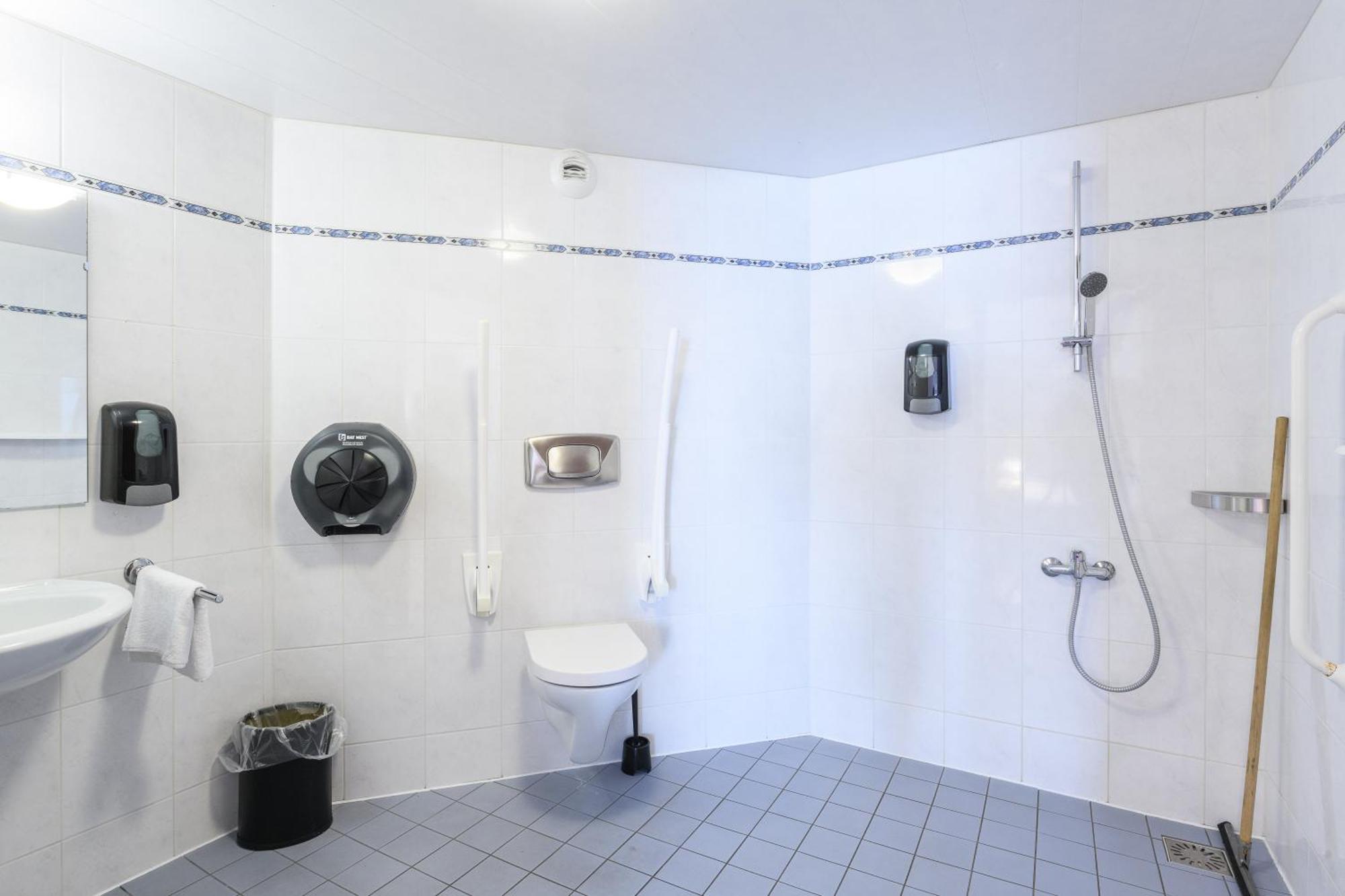 Single Room,1742734517:JPEG
