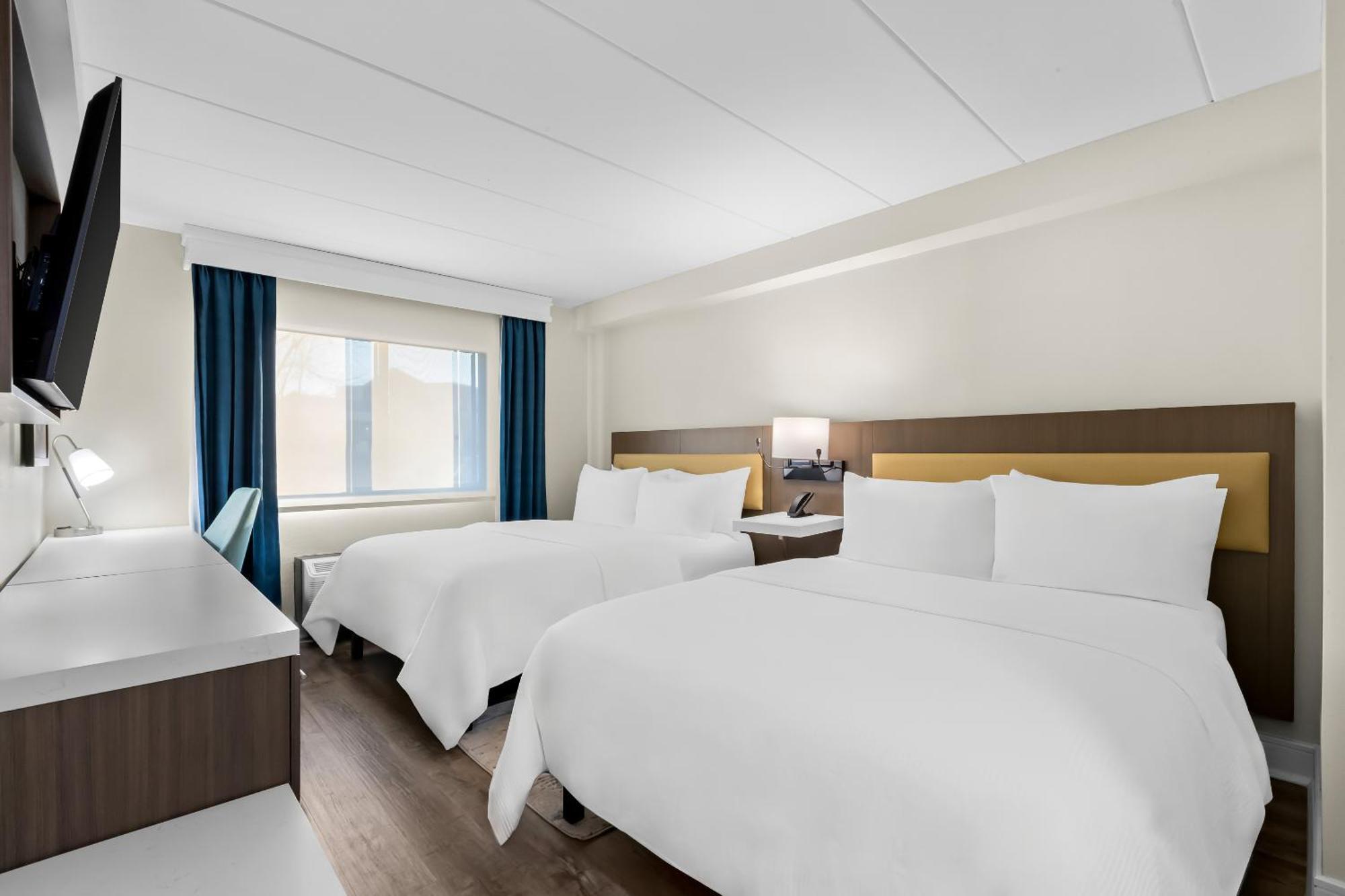 Queen Suite