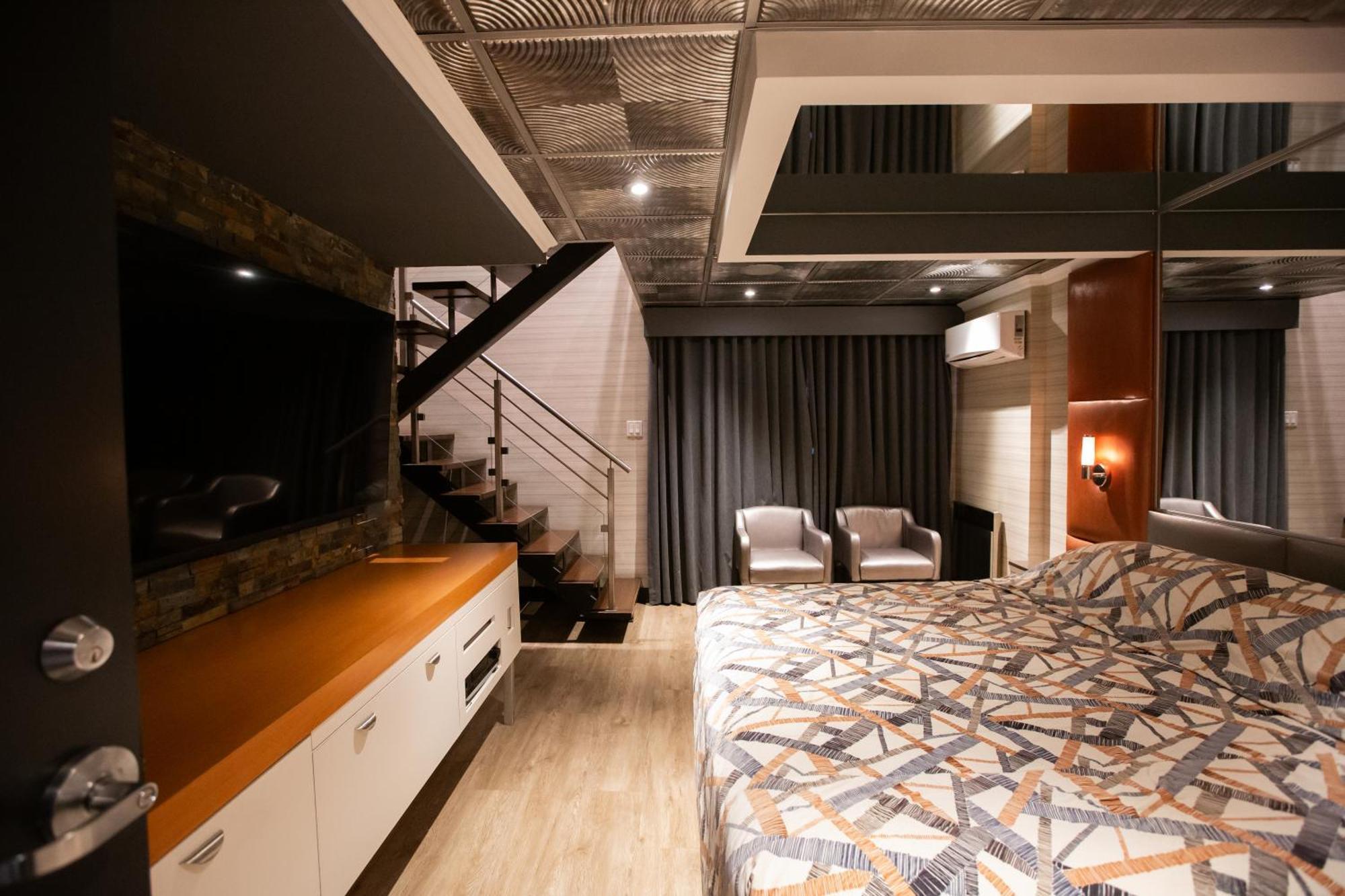 Superior Suite