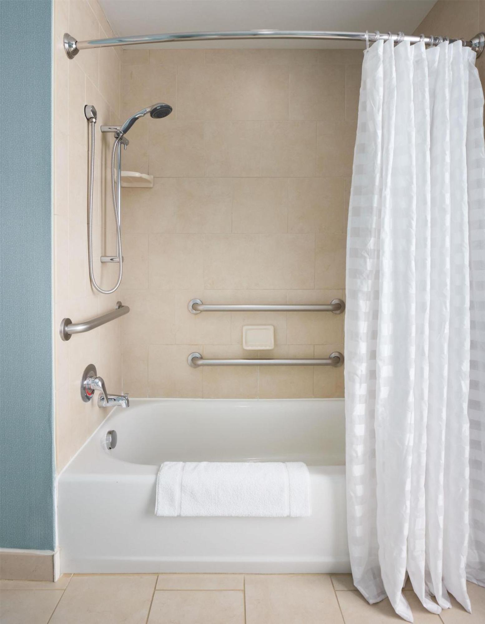 Queen Room with Two Queen Beds, Sofa Bed and Accessible Tub,1742827502:JPEG