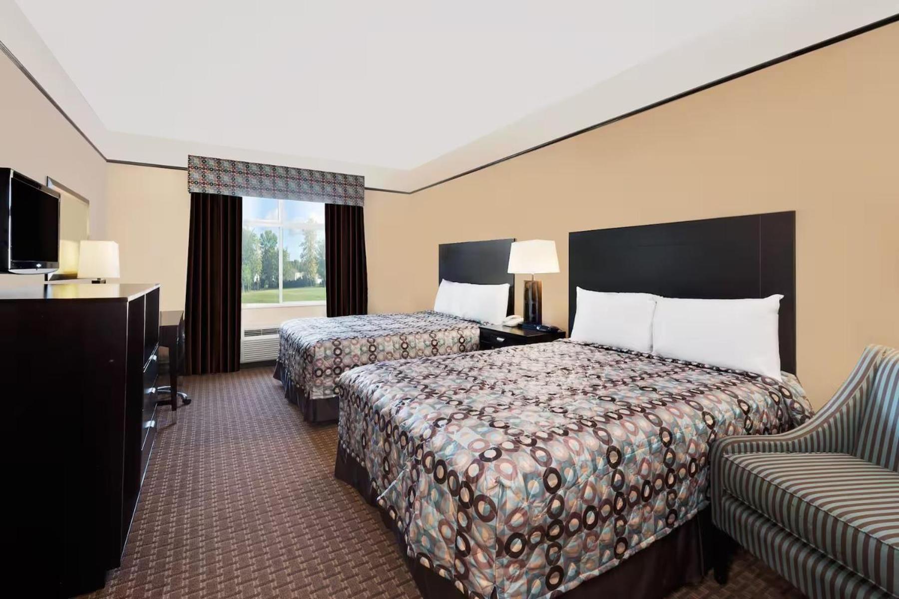 Queen Room with Two Queen Beds - Non-Smoking