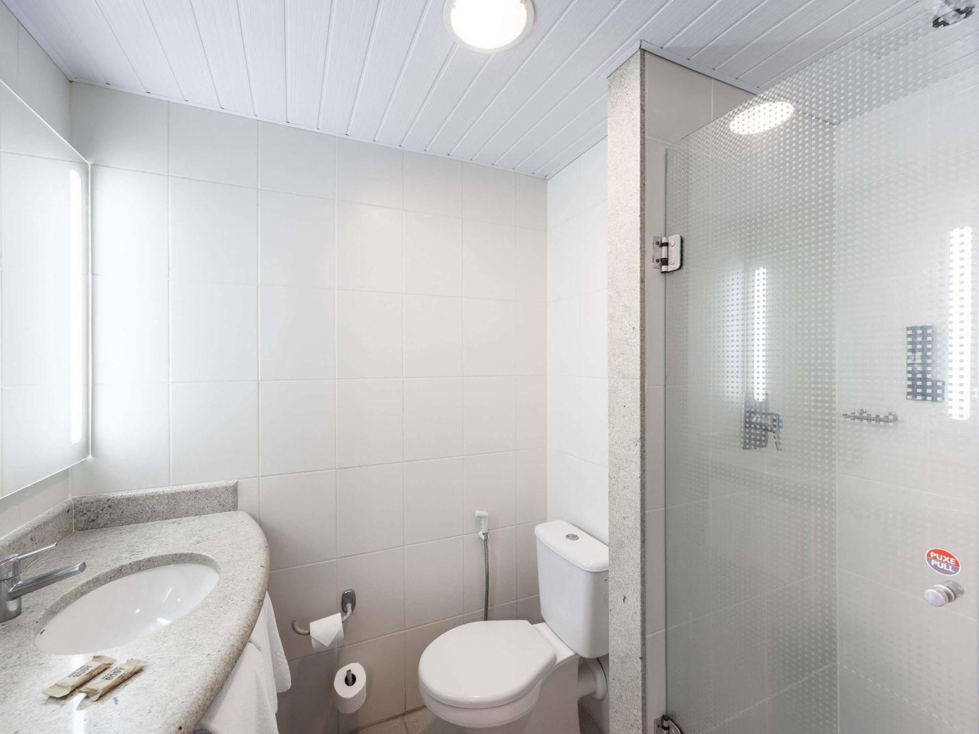 Quarto Triplo com 1 Cama de Casal e 1 Cama de Solteiro