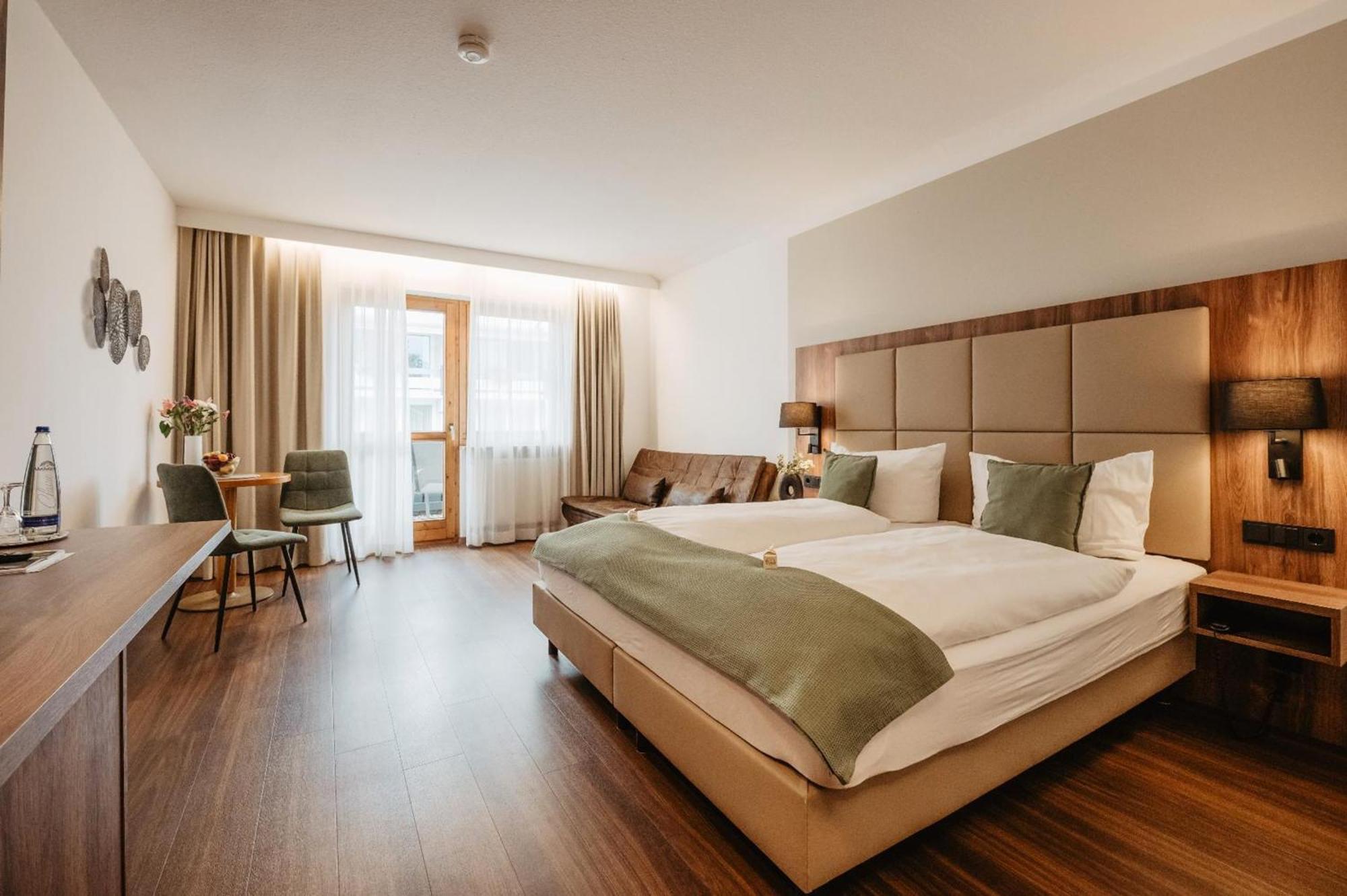 Großes Doppelzimmer