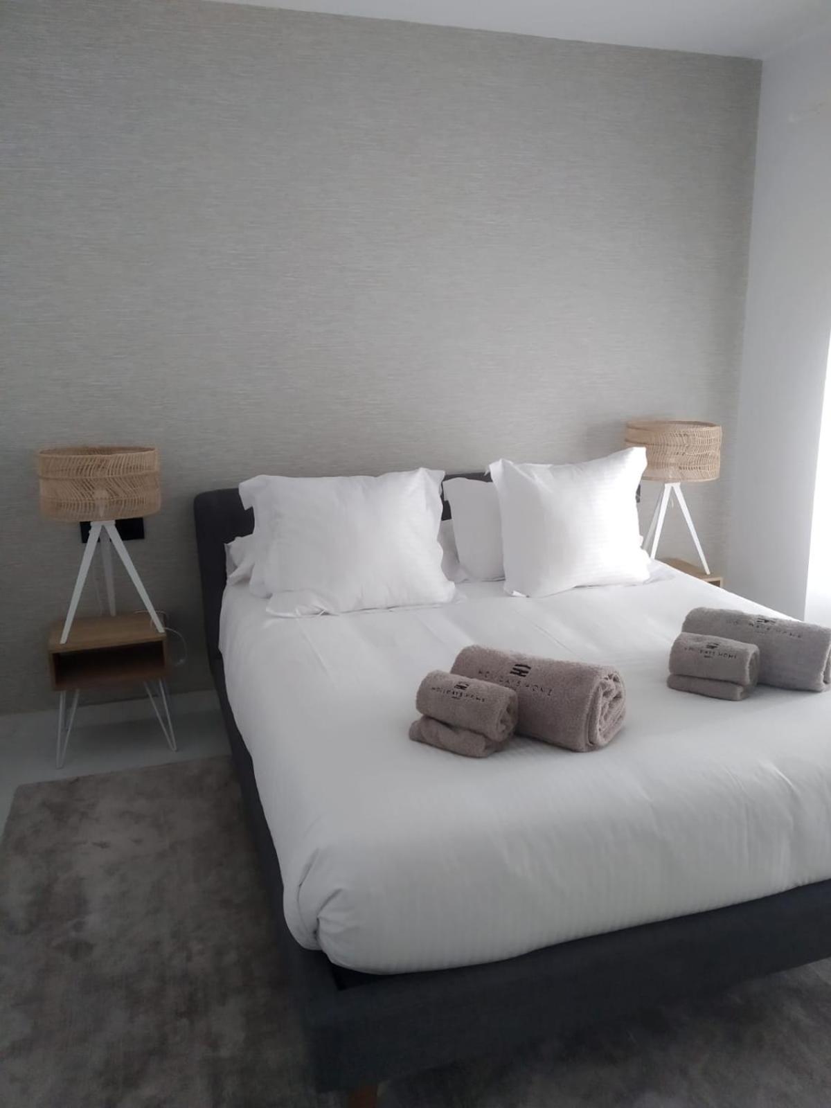 Three-Bedroom Apartment Sea View,1743213049:JPEG