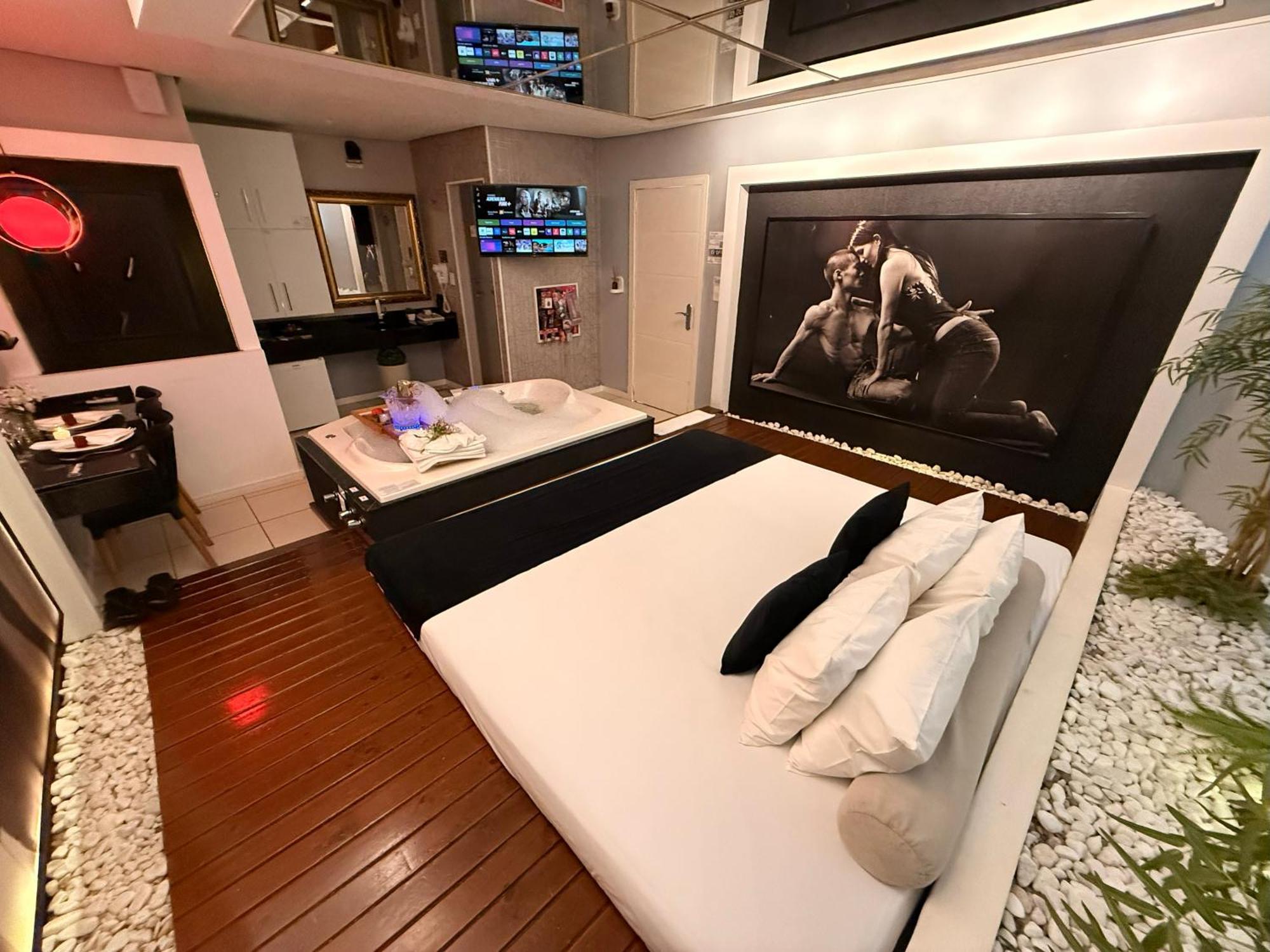 Quarto Duplo