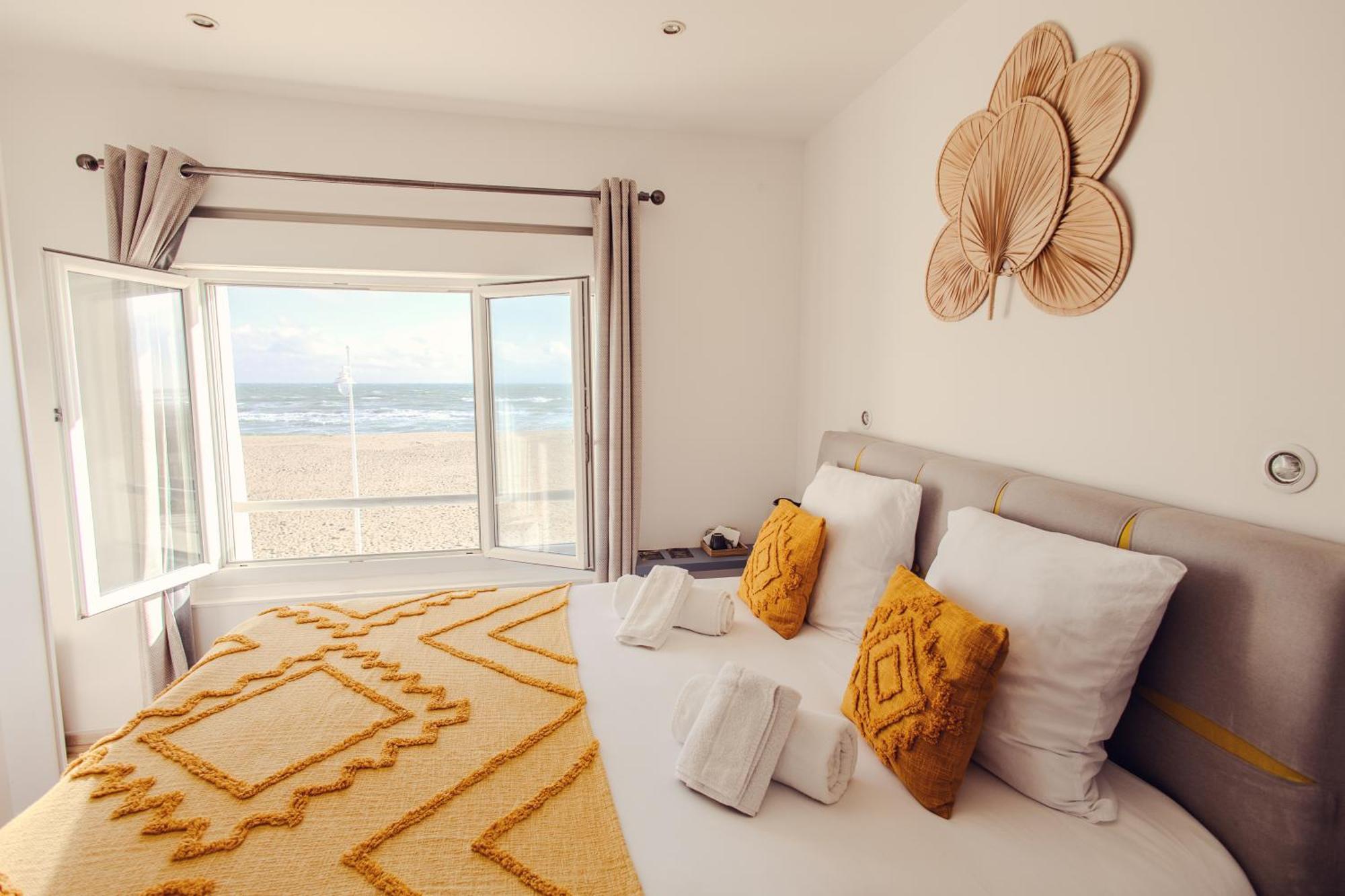 Double Room with Sea View,1743371894:JPEG