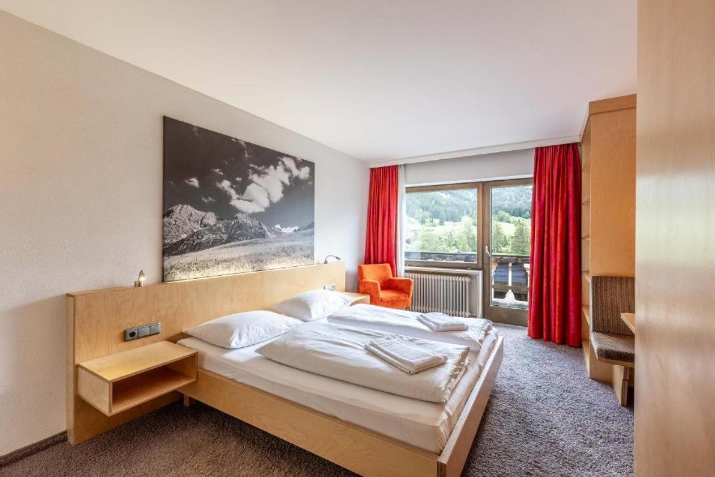 Doppelzimmer mit Balkon