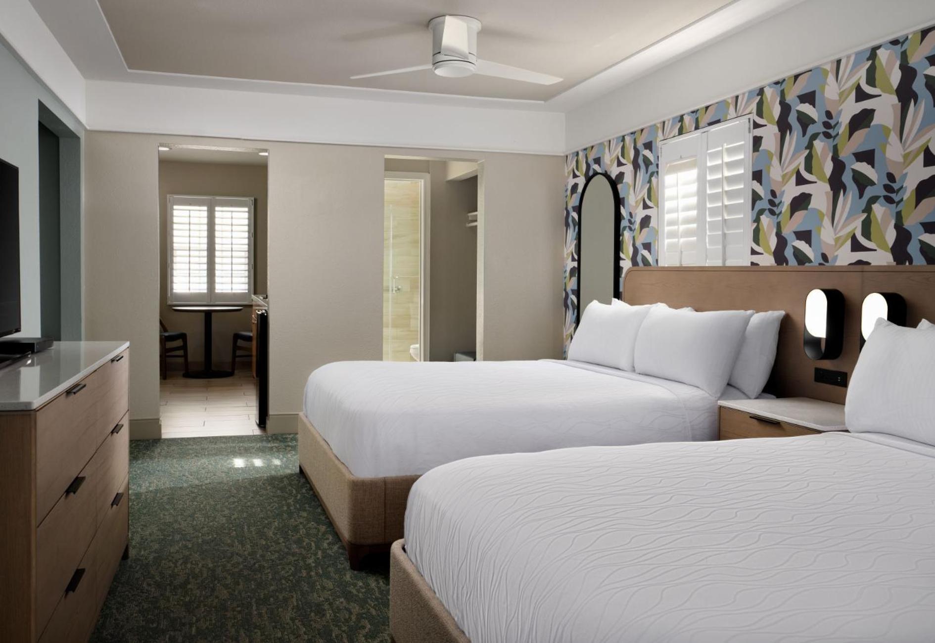 Superior Queen Room with Two Queen Beds