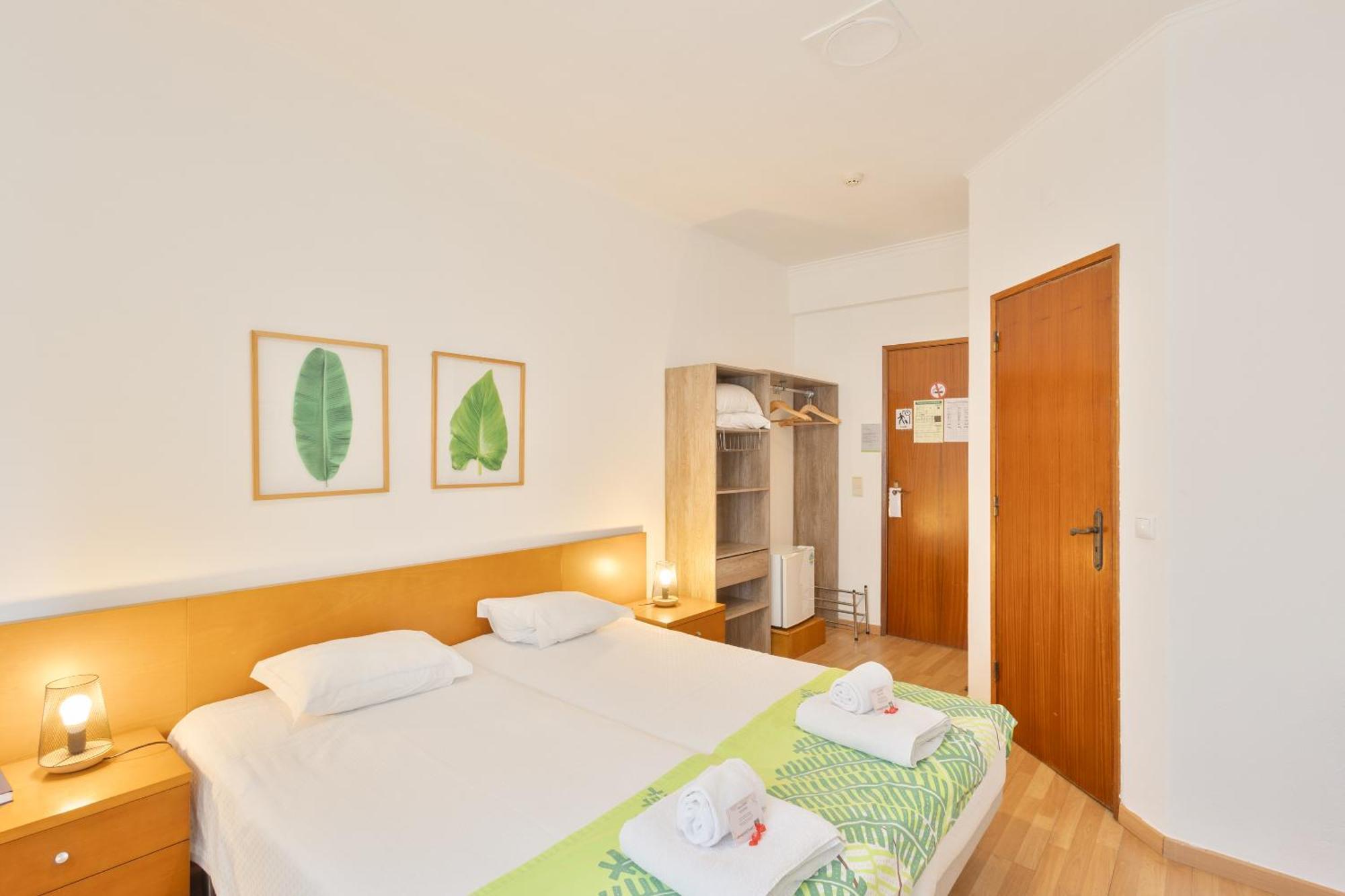 Standard Twin Room,1746940428:JPEG