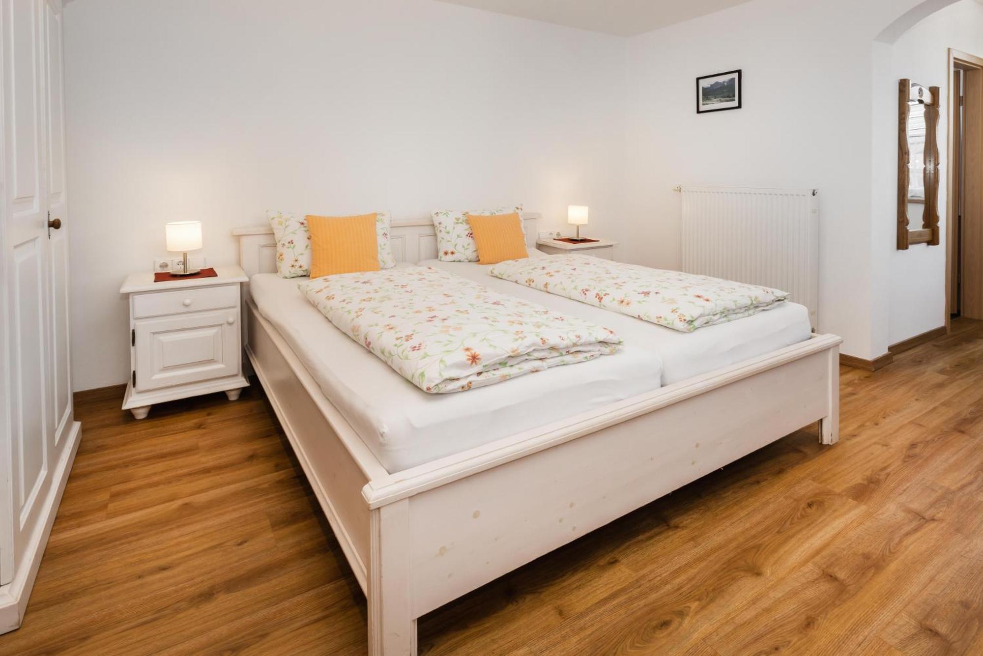 Doppelzimmer mit eigenem Bad