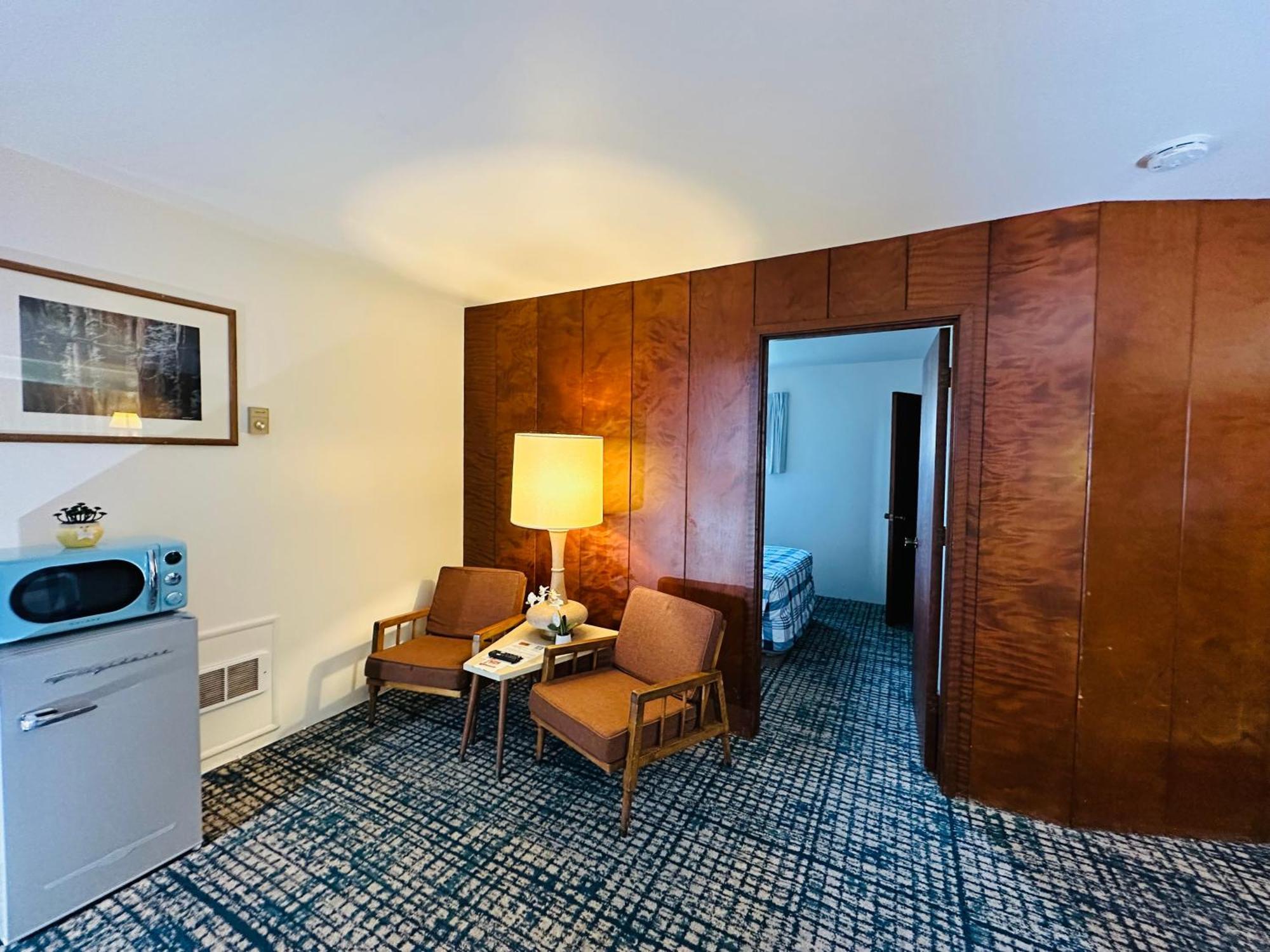 Two-Bedroom Suite