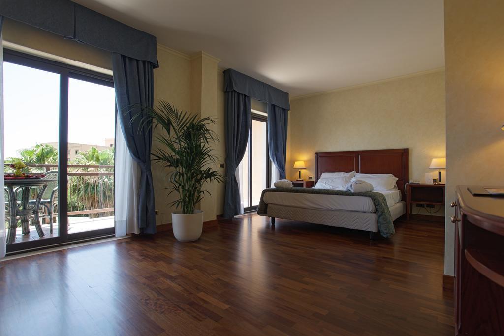 Quadruple Room,1746834098:JPEG
