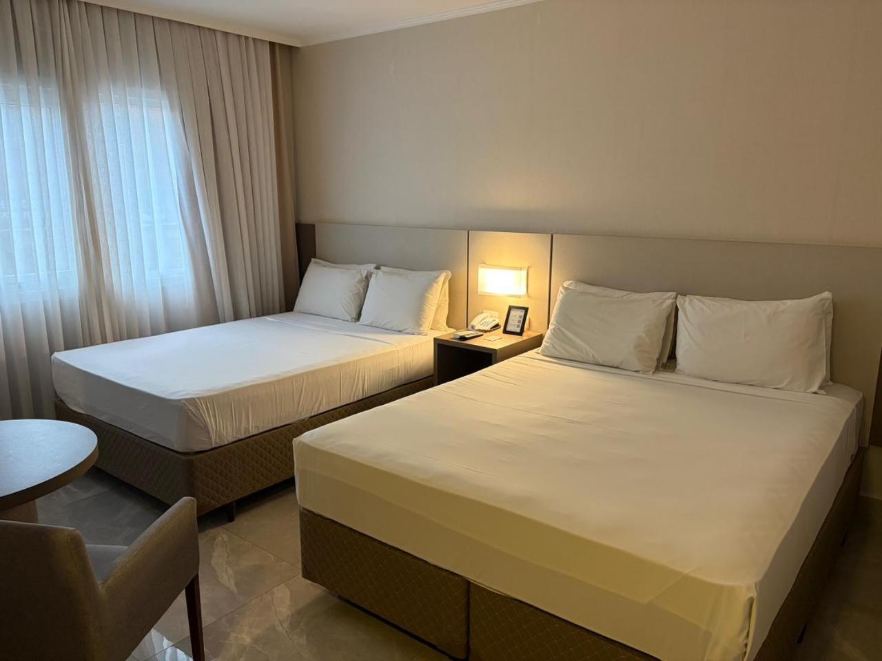 Quarto quádruplo de luxo
