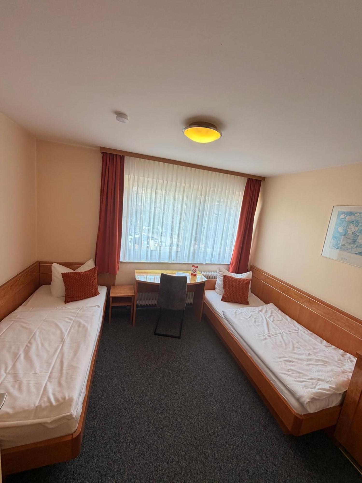 Standard Zweibettzimmer