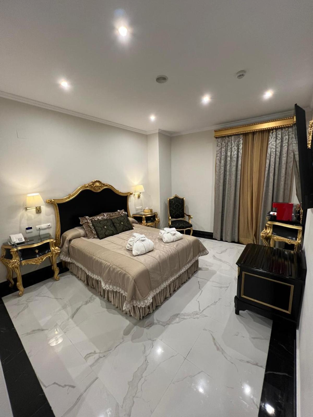 Junior Suite,1756500276:JPEG