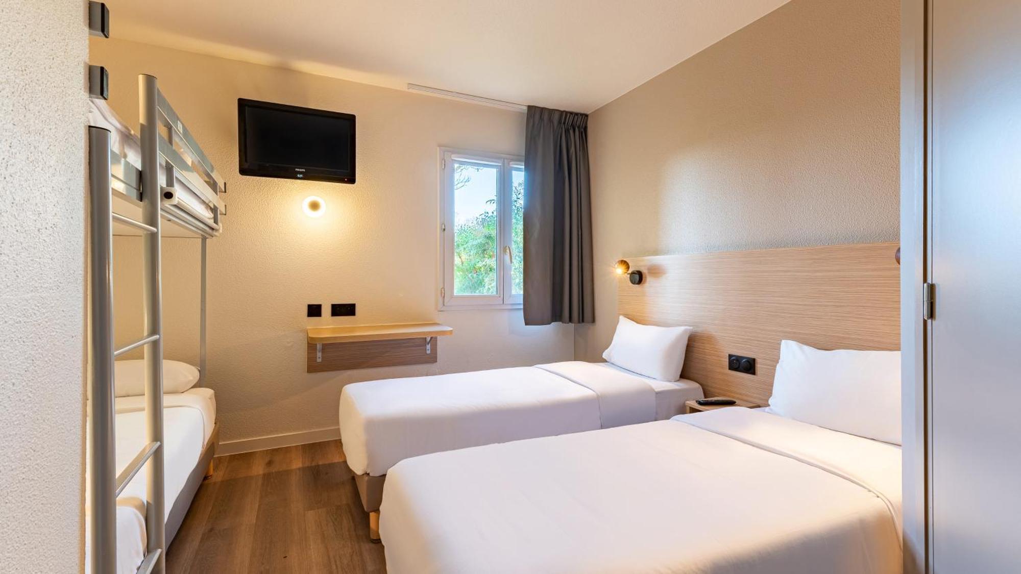 Chambre Quadruple Standard avec 2 Lits Superposés