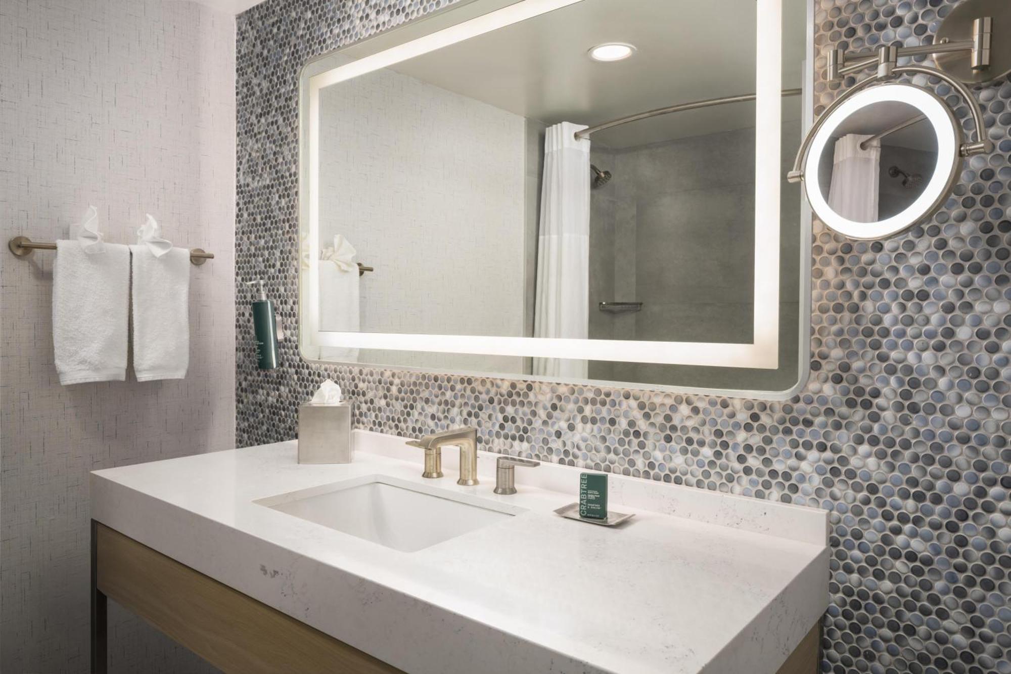 Executive Floor King Room - Disability Access/Non-Smoking
