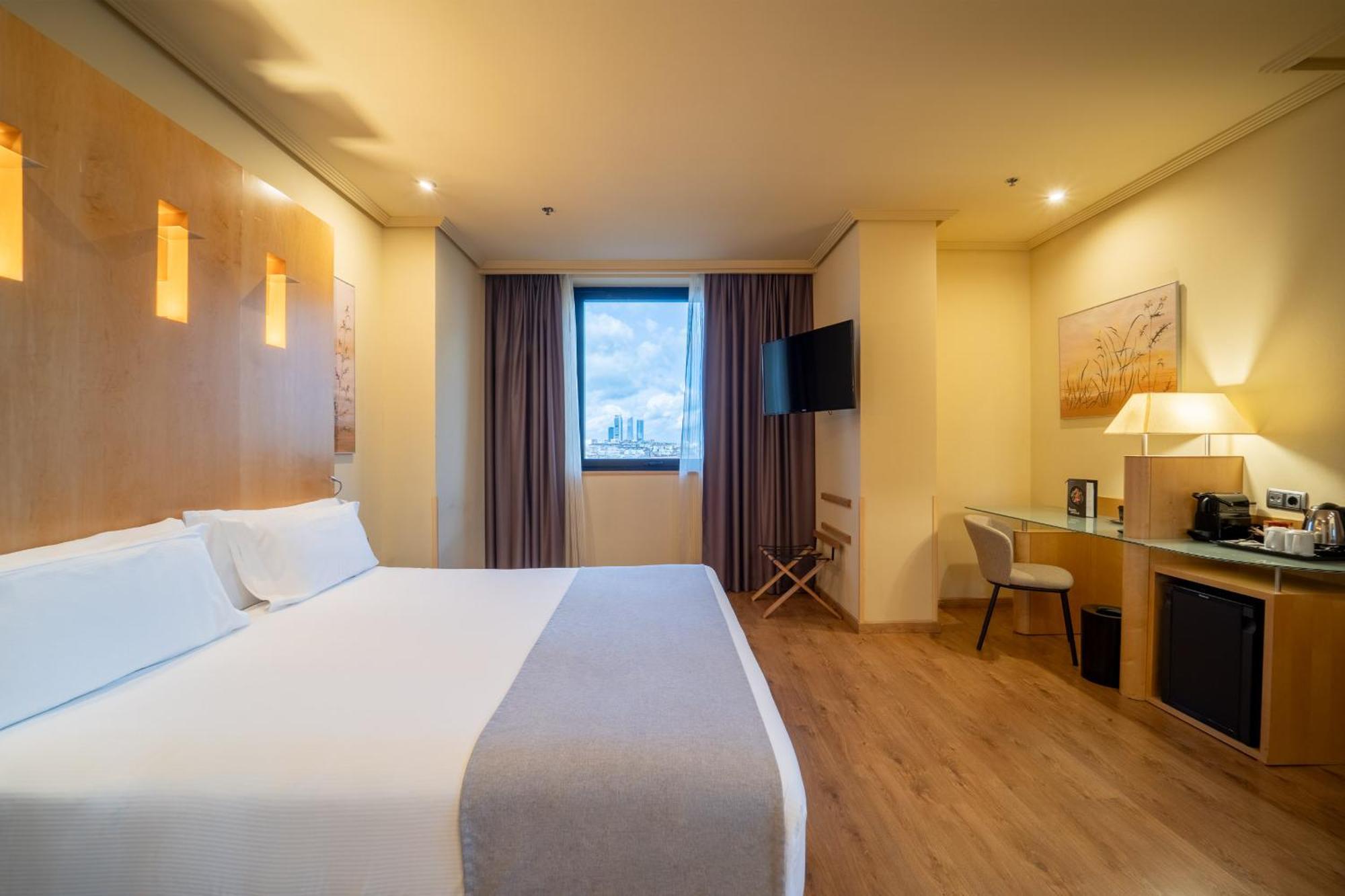 Executive Double or Twin Room,1758274098:JPEG