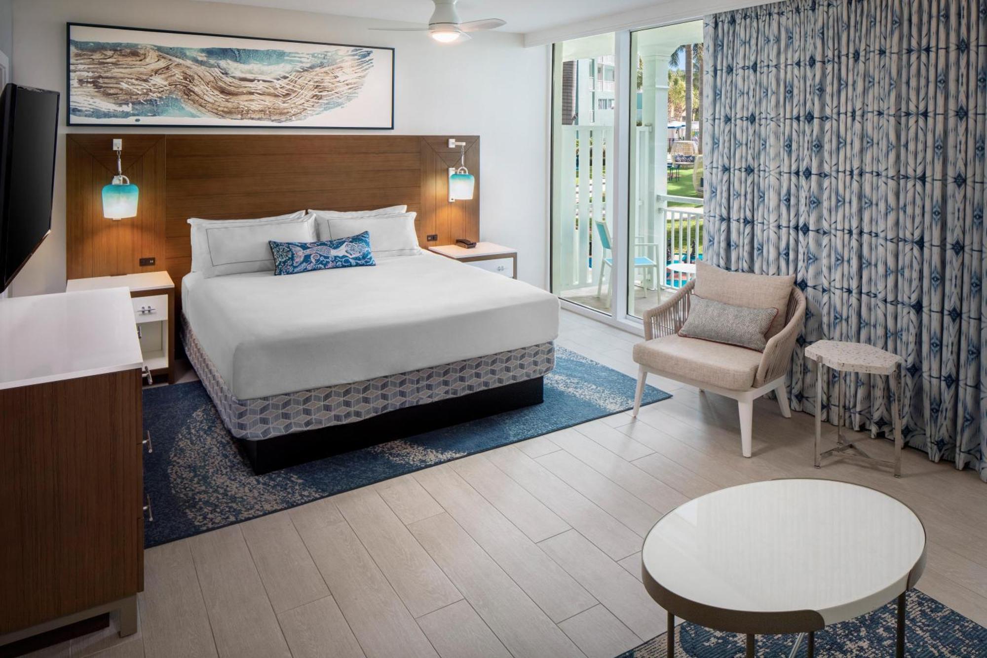 King Studio Suite with Resort View,1758304978:JPEG