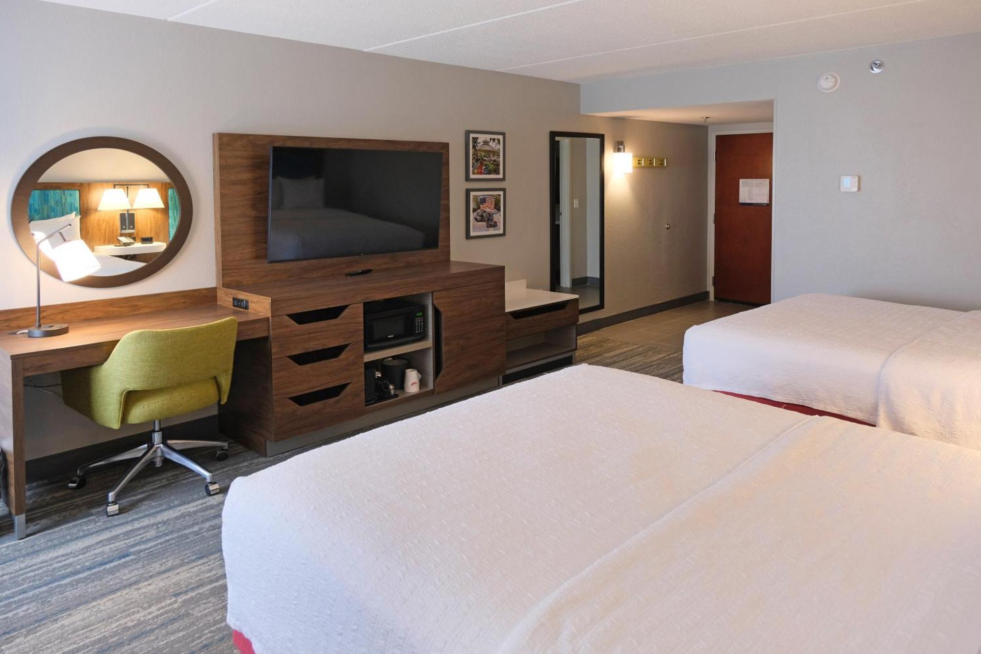 Room with Two Queen Beds - Non-Smoking