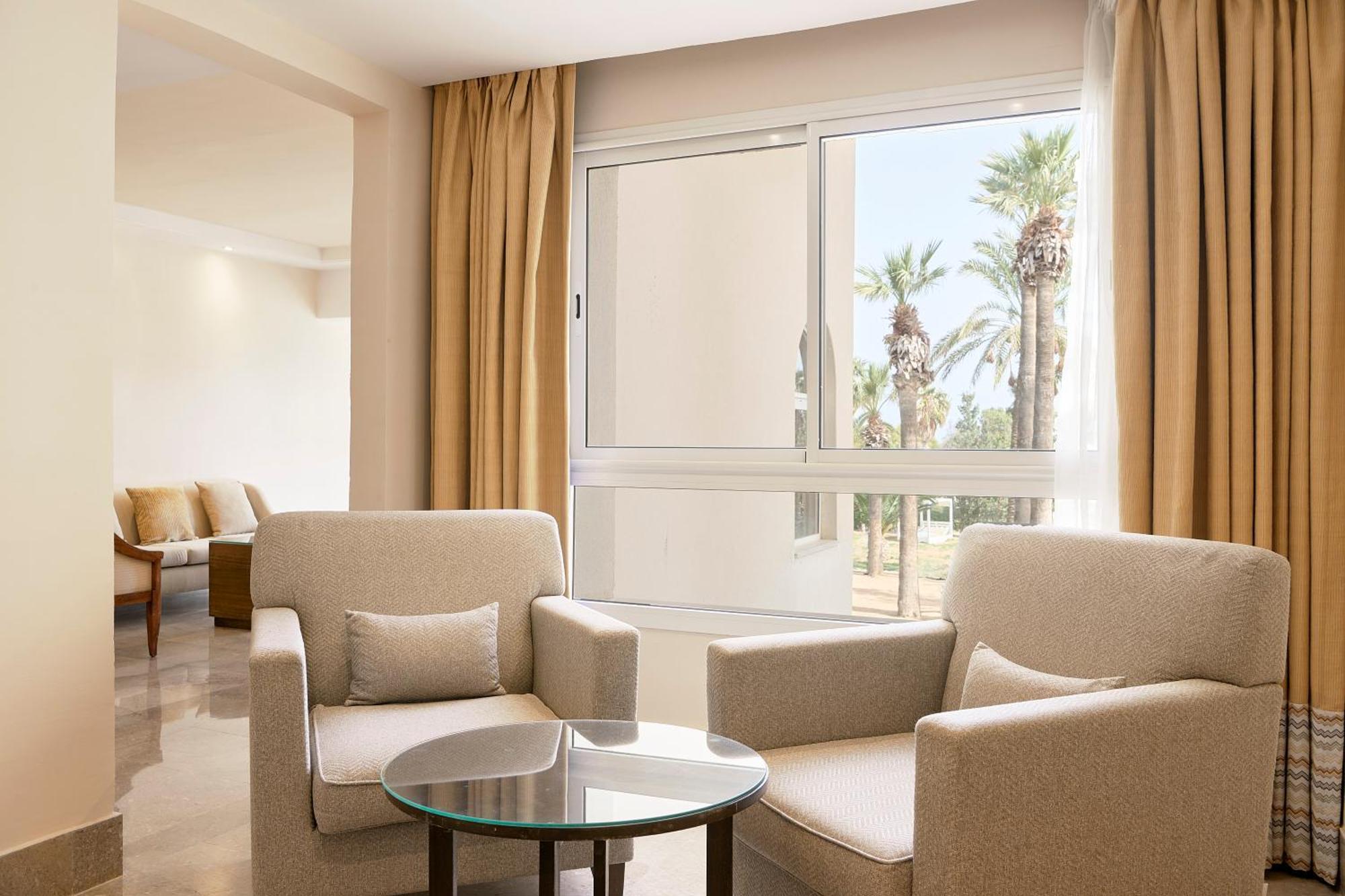Suite Júnior com Vista Mar