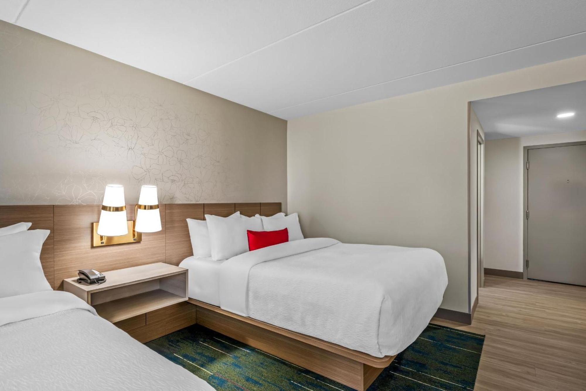 Double Room with Two Double Beds - Non-Smoking