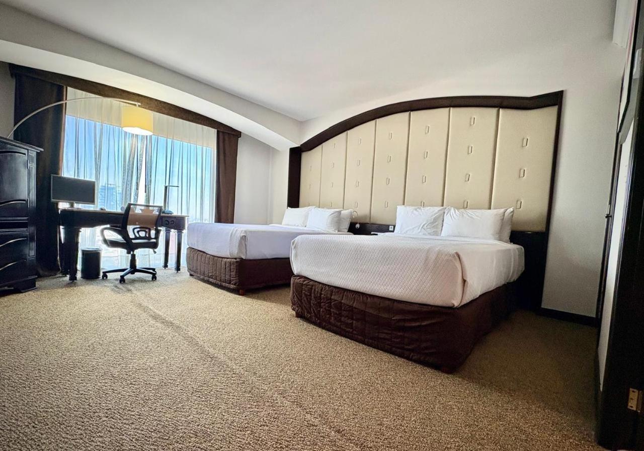 King Room Executive Floor or Non-Smoking