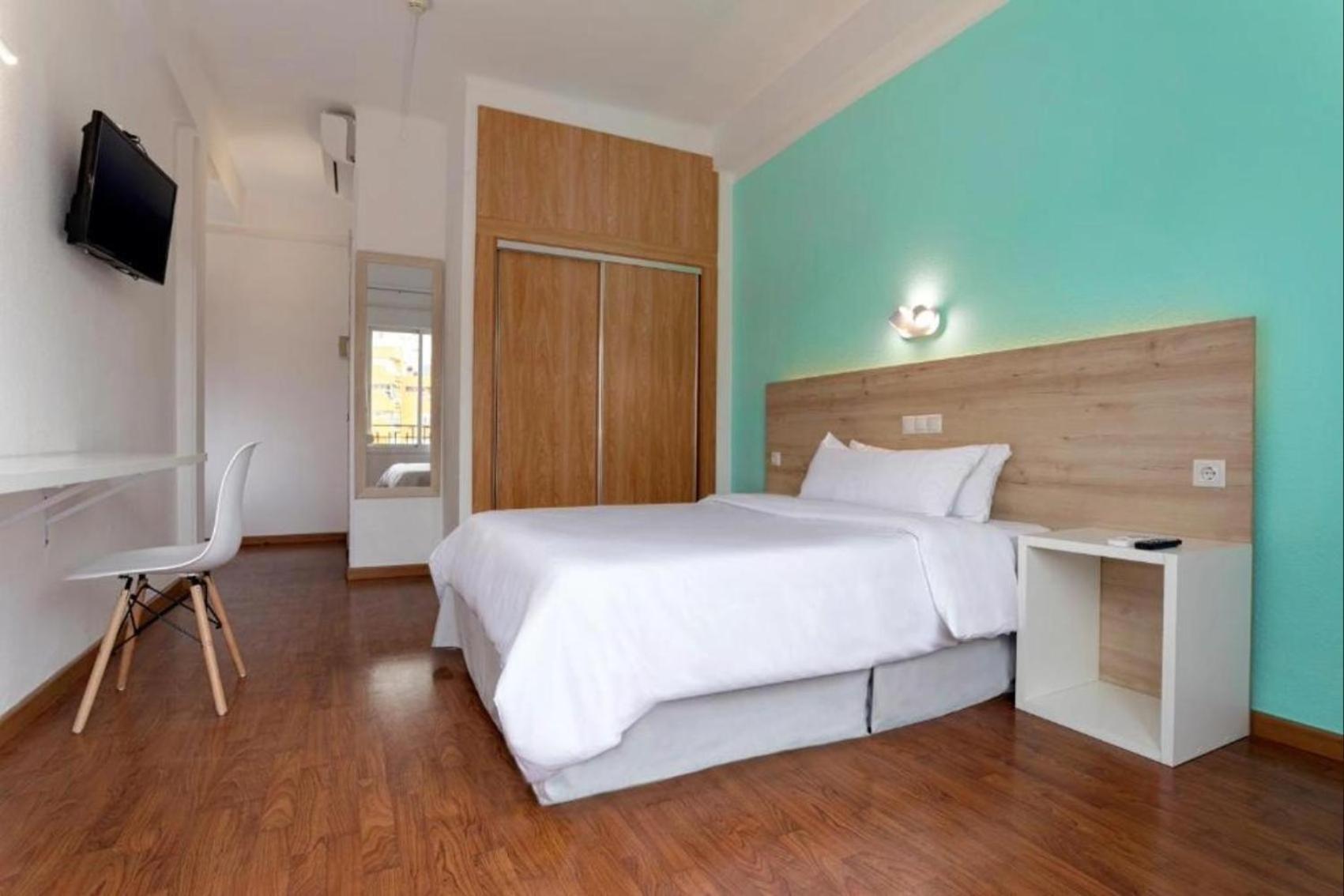 Economy Double Room,1758792275:JPEG