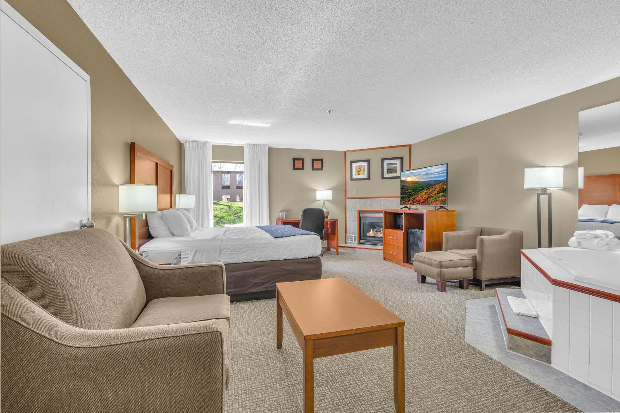 Standard Suite,1758993115:JPEG