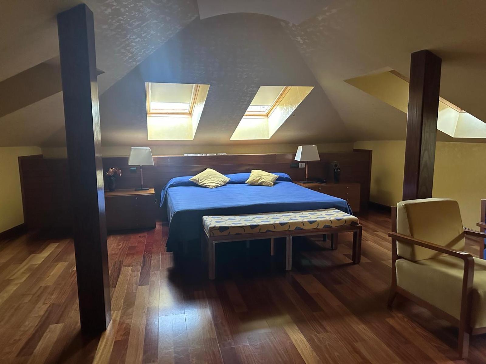Suite con cama grande