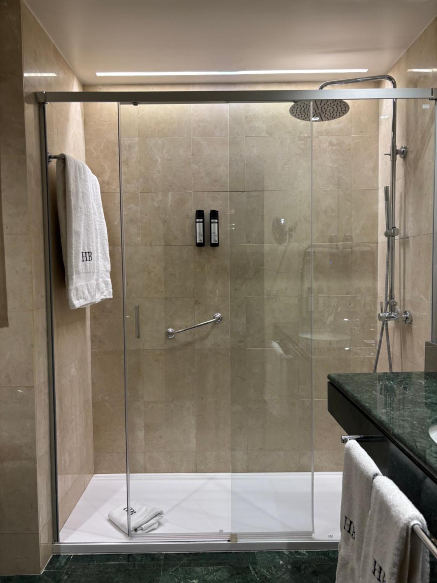 Single Room,1709815634:JPEG