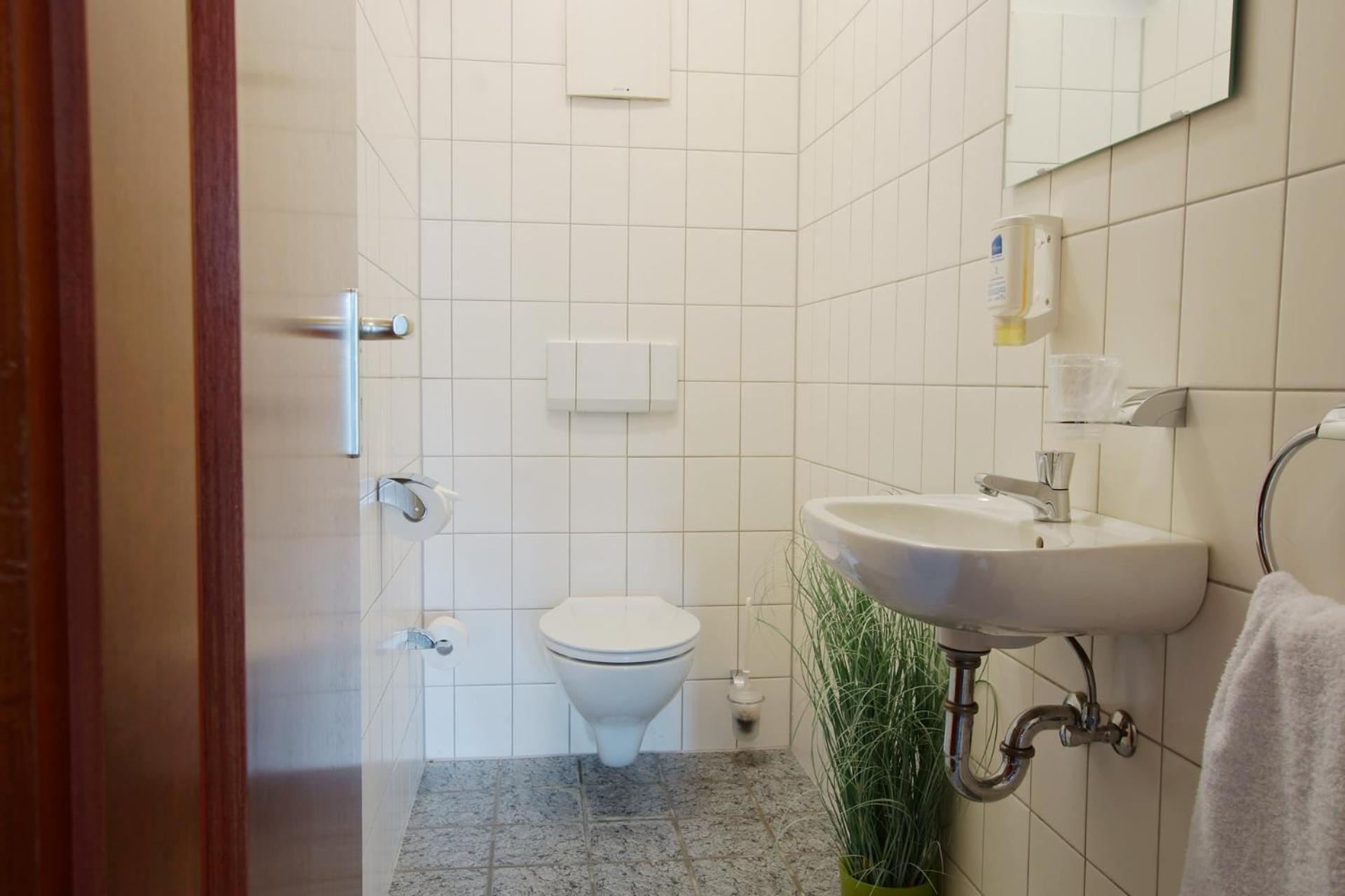 Penthouse Apartment,1765142724:JPEG