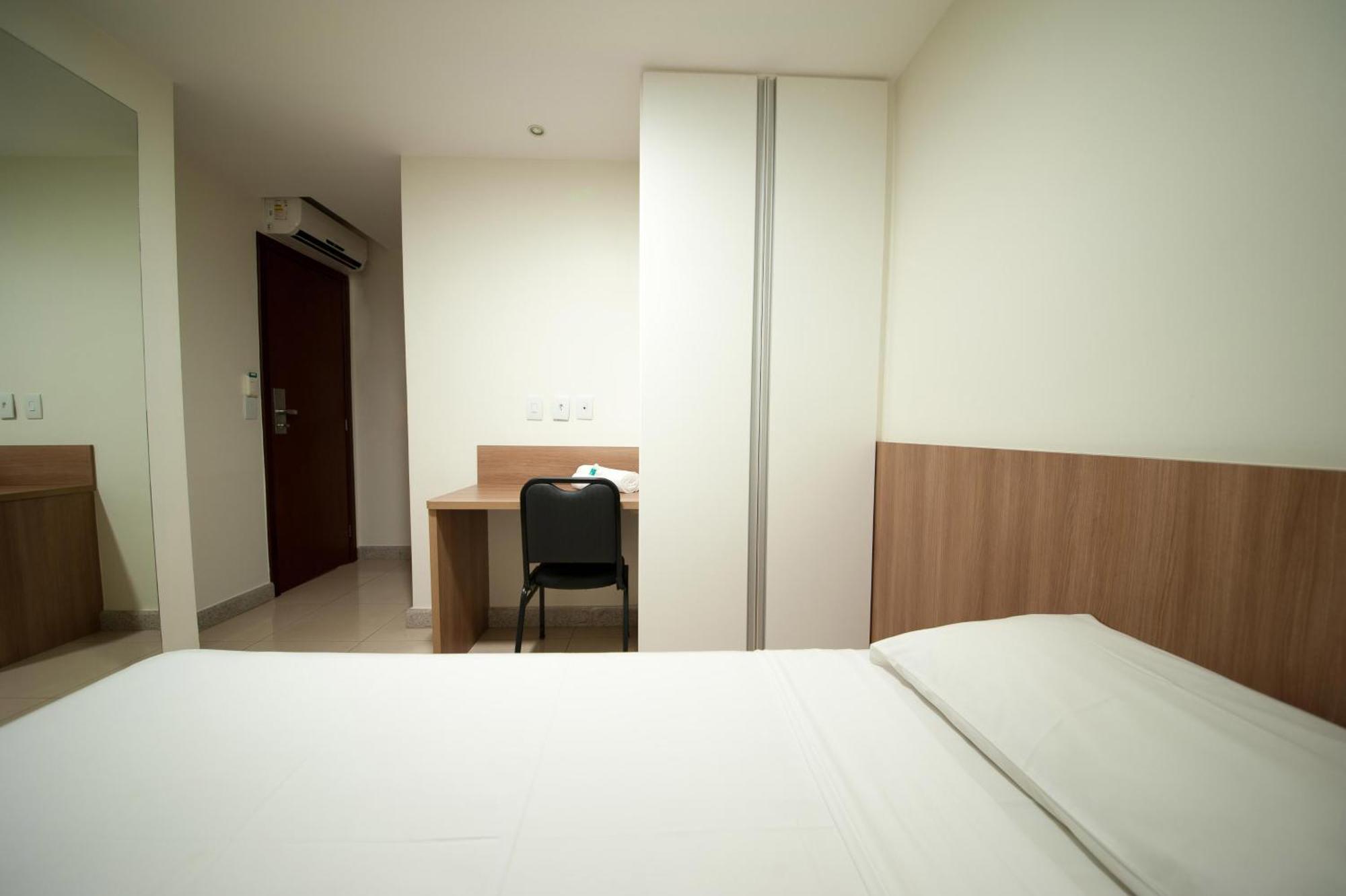Quarto Individual Estúdio