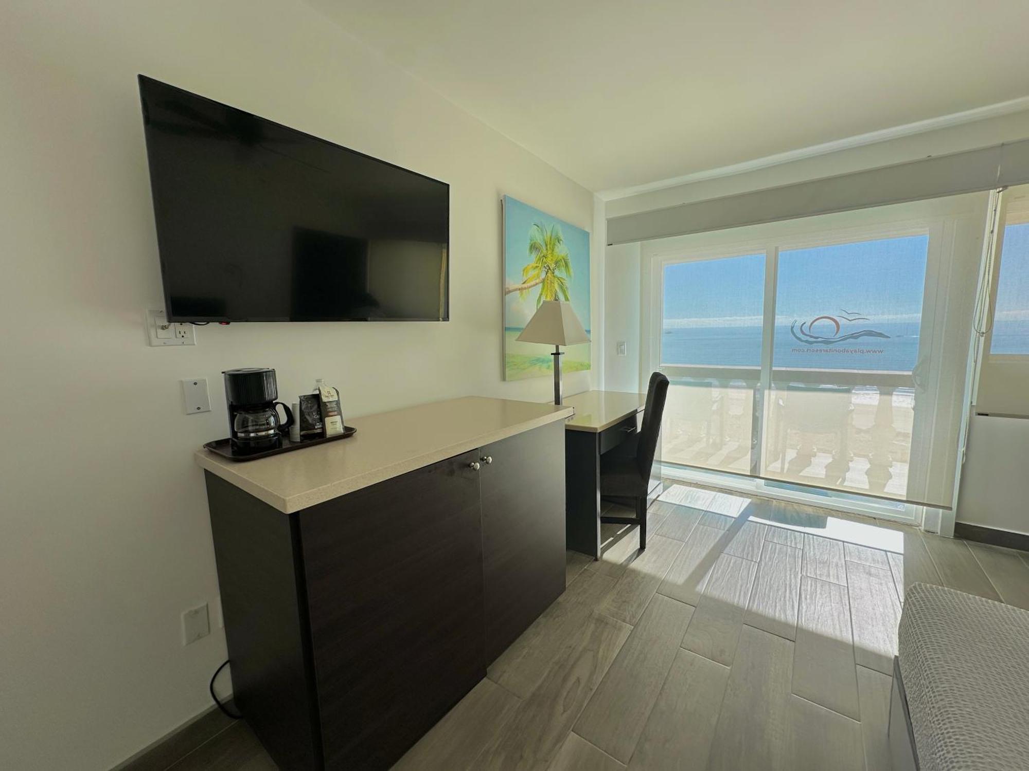 King Room Sea View,1765212401:JPEG