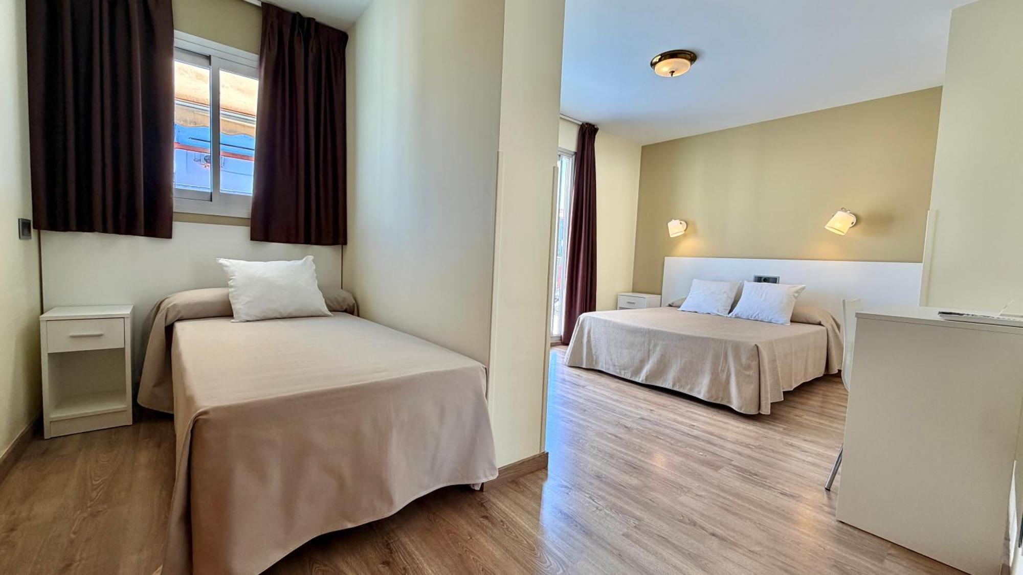 Chambre Triple avec Terrasse